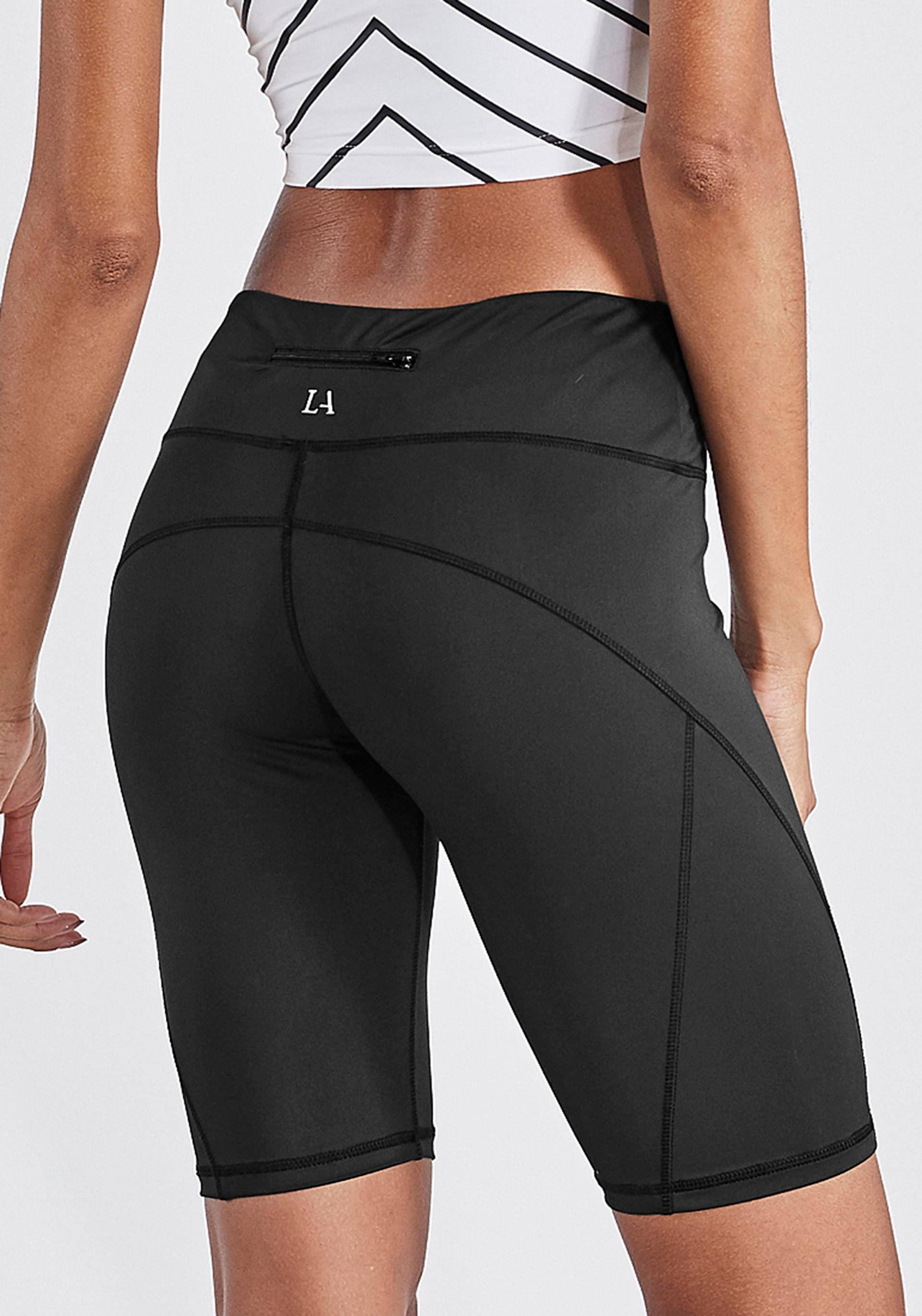 LASCANA ACTIVE Radlerhose »Basic Bottoms«, mit kleiner Bundtasche hinten LASCANA ACTIVE Radlerhose »Basic Bottoms«, mit kleiner Bundtasche hinten von LASCANA ACTIVE