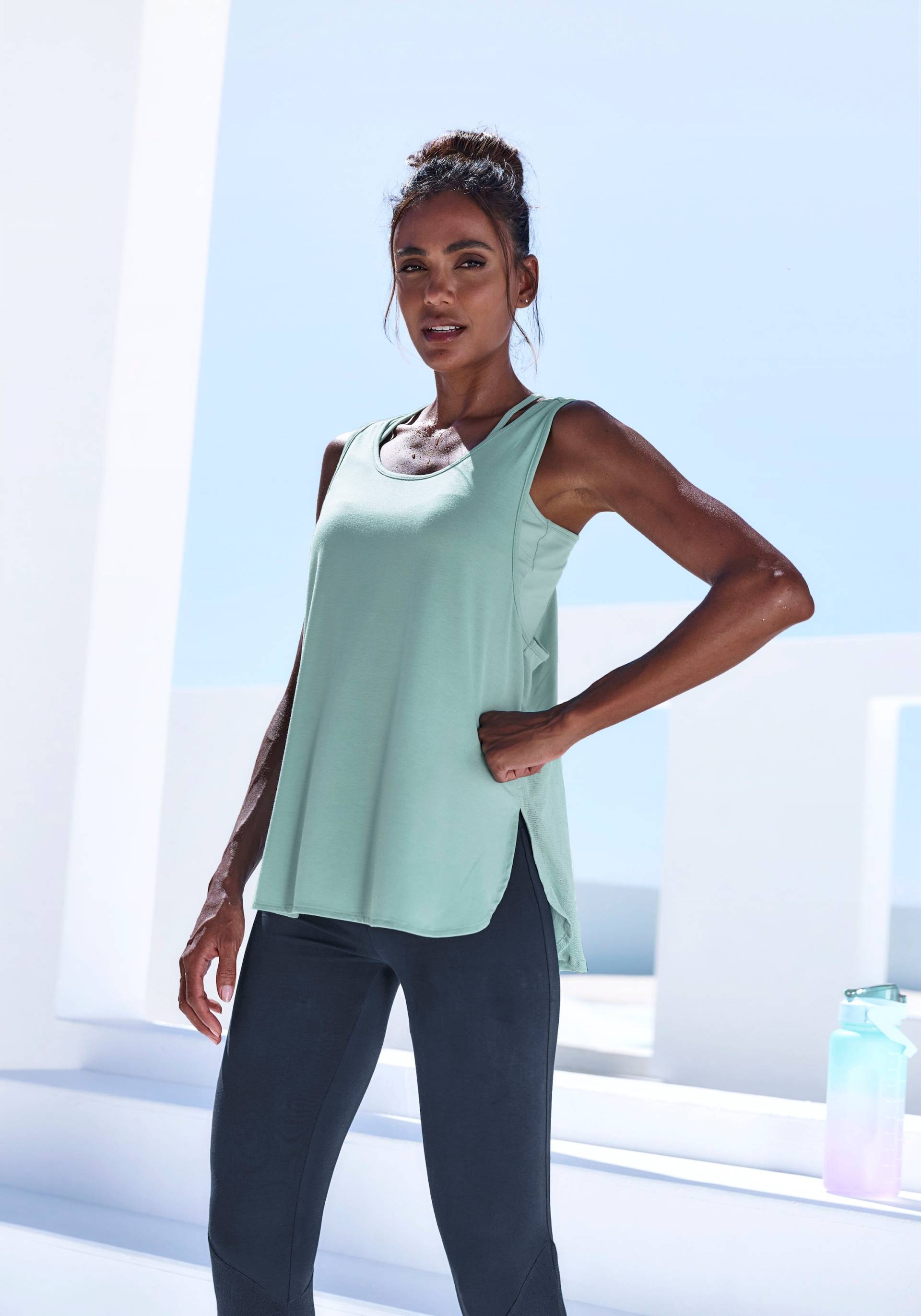 LASCANA ACTIVE Tanktop, Sporttop mit Mesheinsatz und Racerback von LASCANA ACTIVE