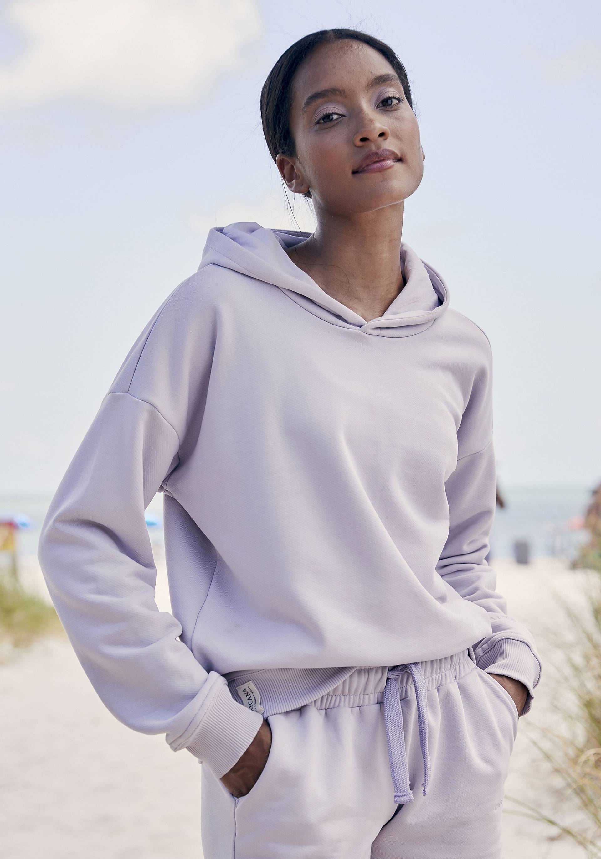 LASCANA Hoodie »-Kapuzensweatshirt«, aus organischer Baumwolle, Loungewear, Loungeanzug, Hoodie von LASCANA