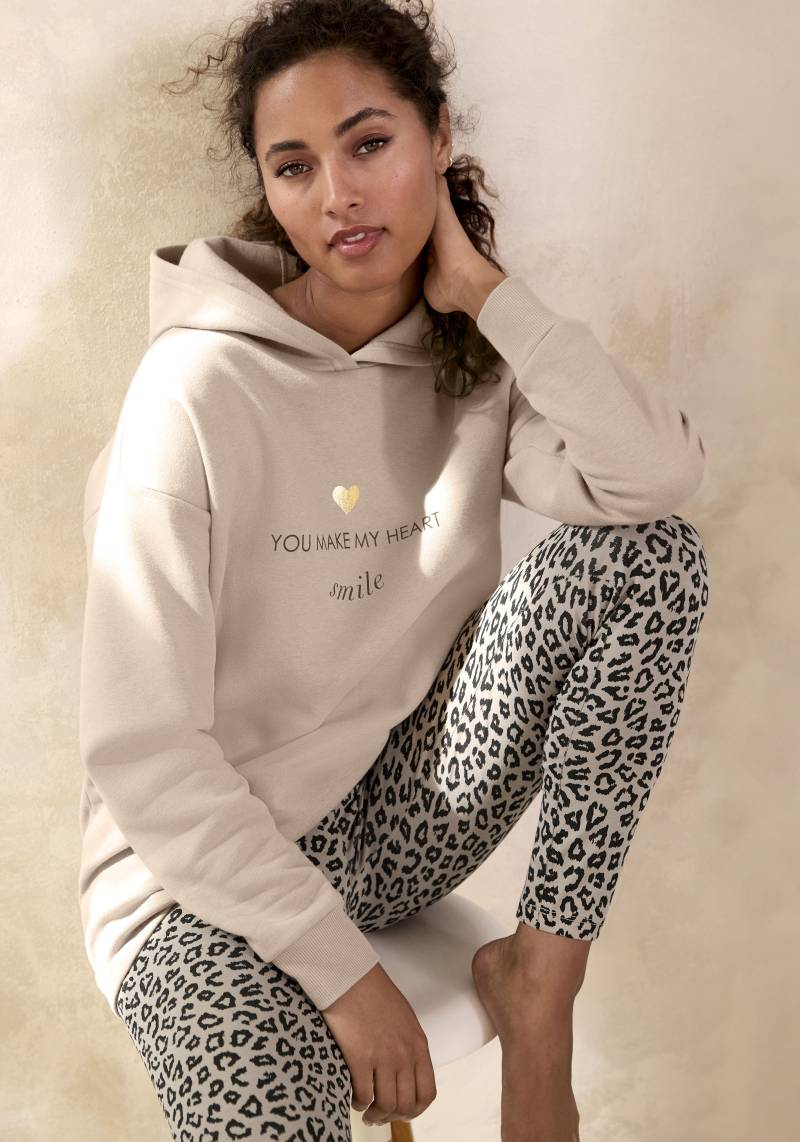 LASCANA Hoodie »/Kapuzenpullover/Loungpullover«, mit Print vorne von LASCANA