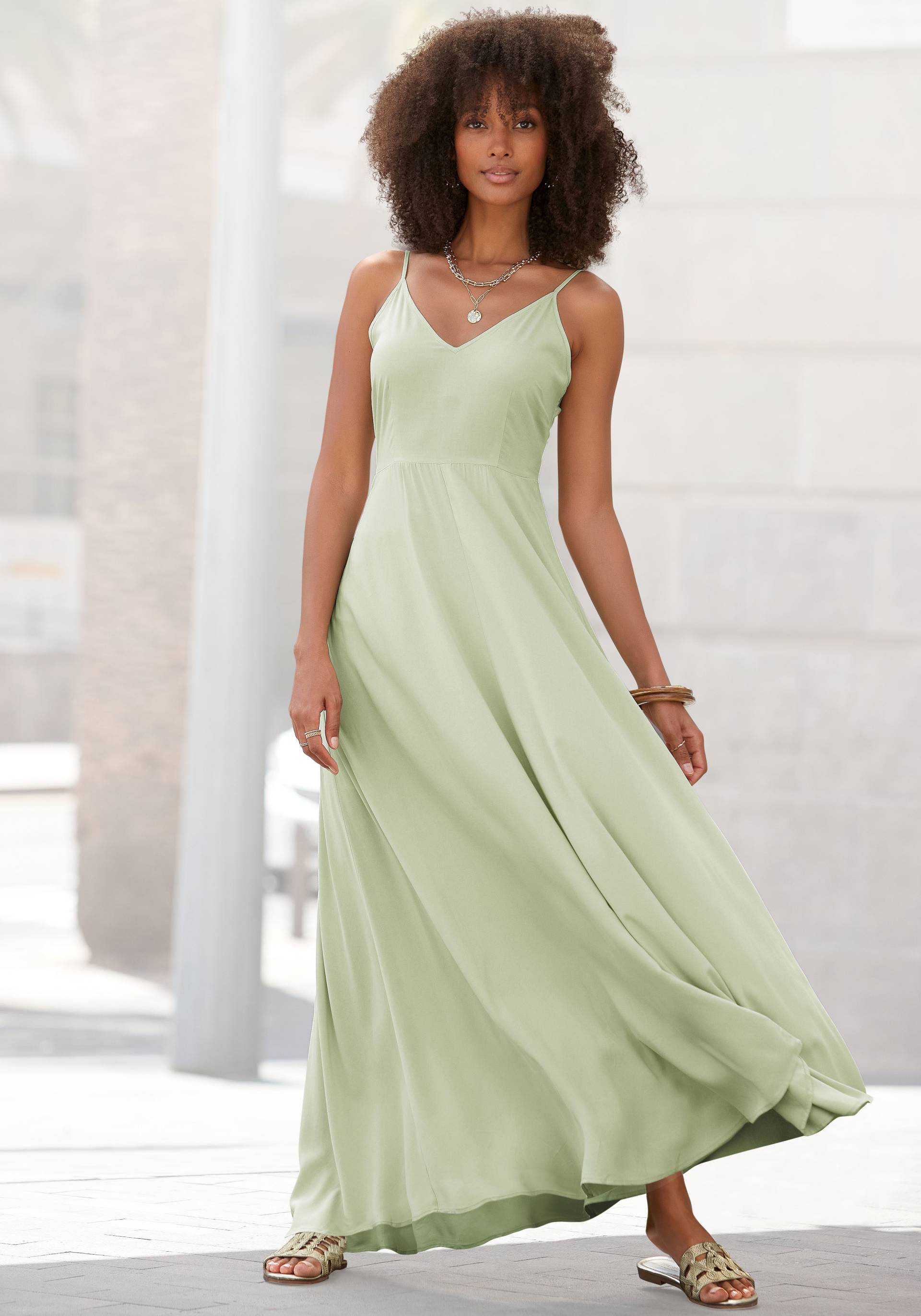 LASCANA Maxikleid, aus gewebter Viskose, Cut-Out am Rücken, Chiffon-Qualität, Sommerkleid von LASCANA