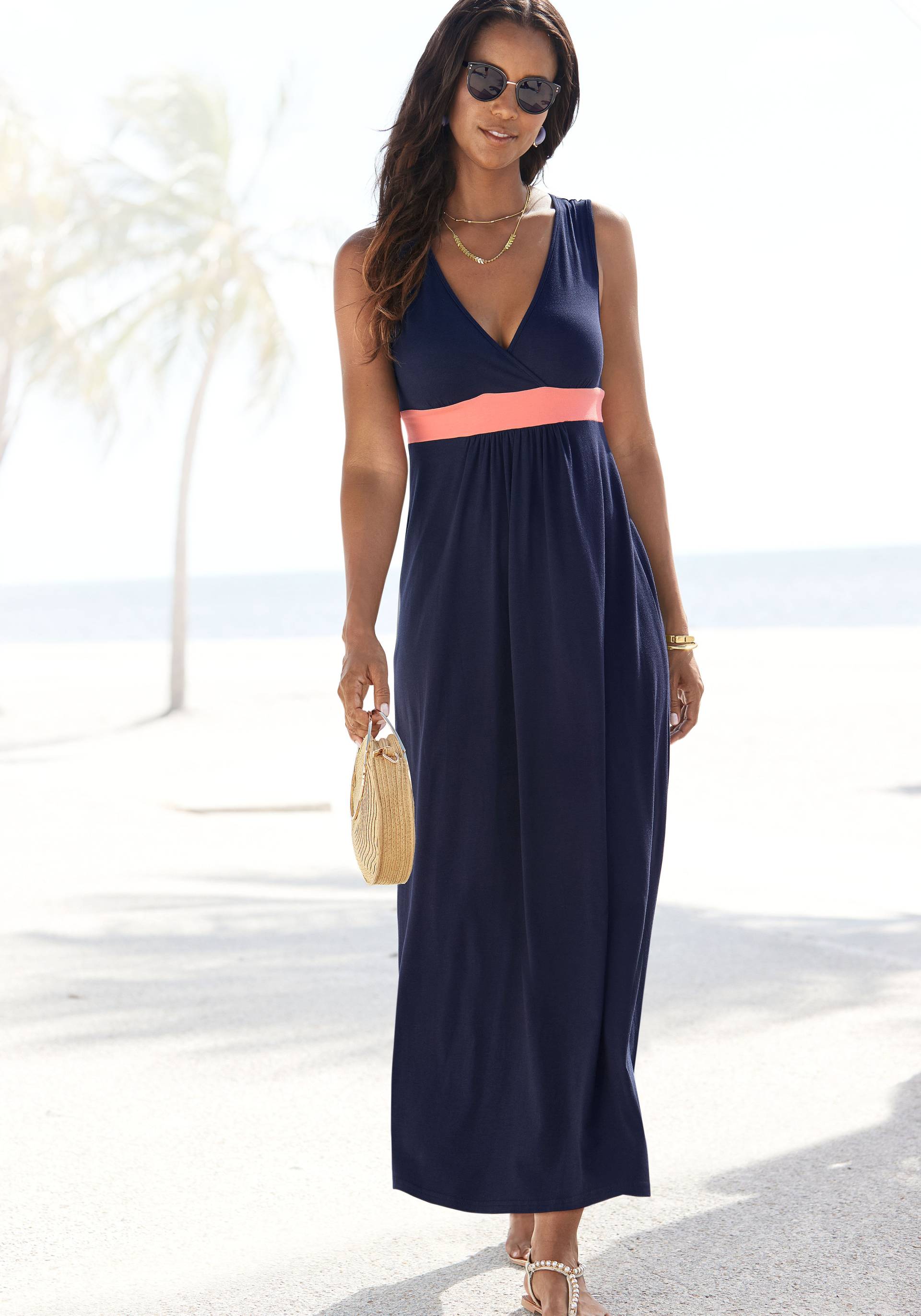 LASCANA Maxikleid, mit farbigem Einsatz und V-Ausschnitt, Sommerkleid, Strandkleid von LASCANA