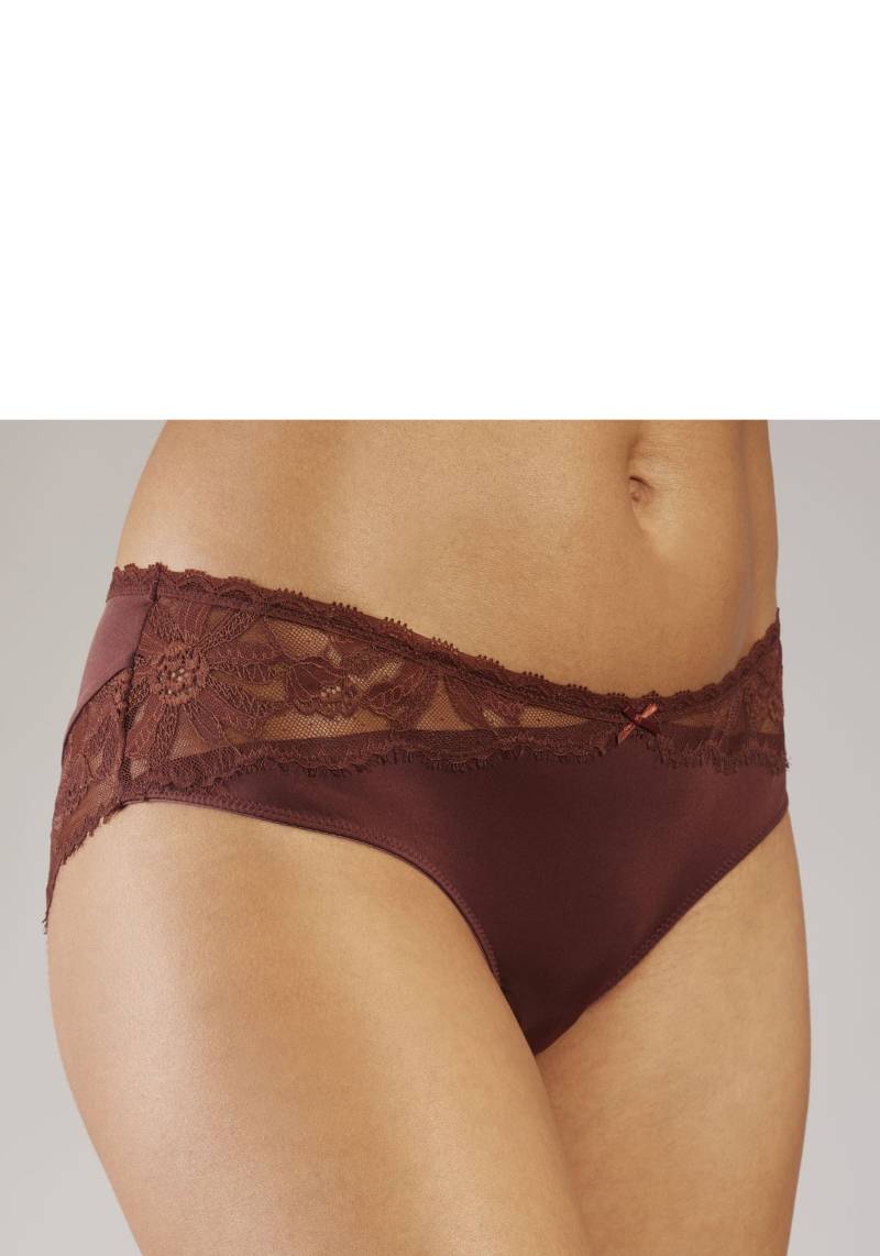 LASCANA Panty, mit seidigem Schimmer und edler Jacquardspitze von LASCANA