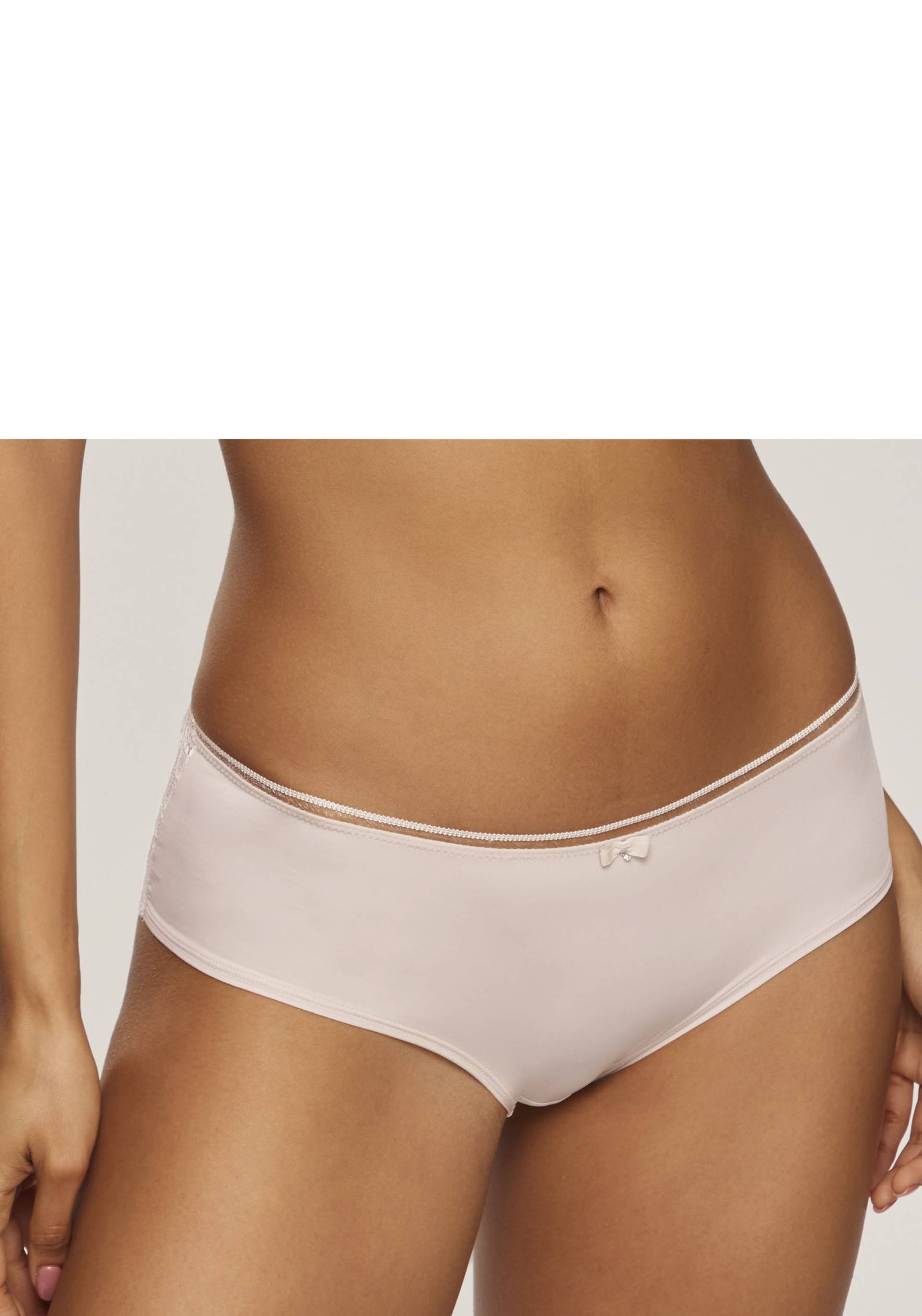 LASCANA Panty »Tiziana«, mit modischer Zierkante und hübschen Accessoires LASCANA Panty »Tiziana«, mit modischer Zierkante und hübschen Accessoires von LASCANA