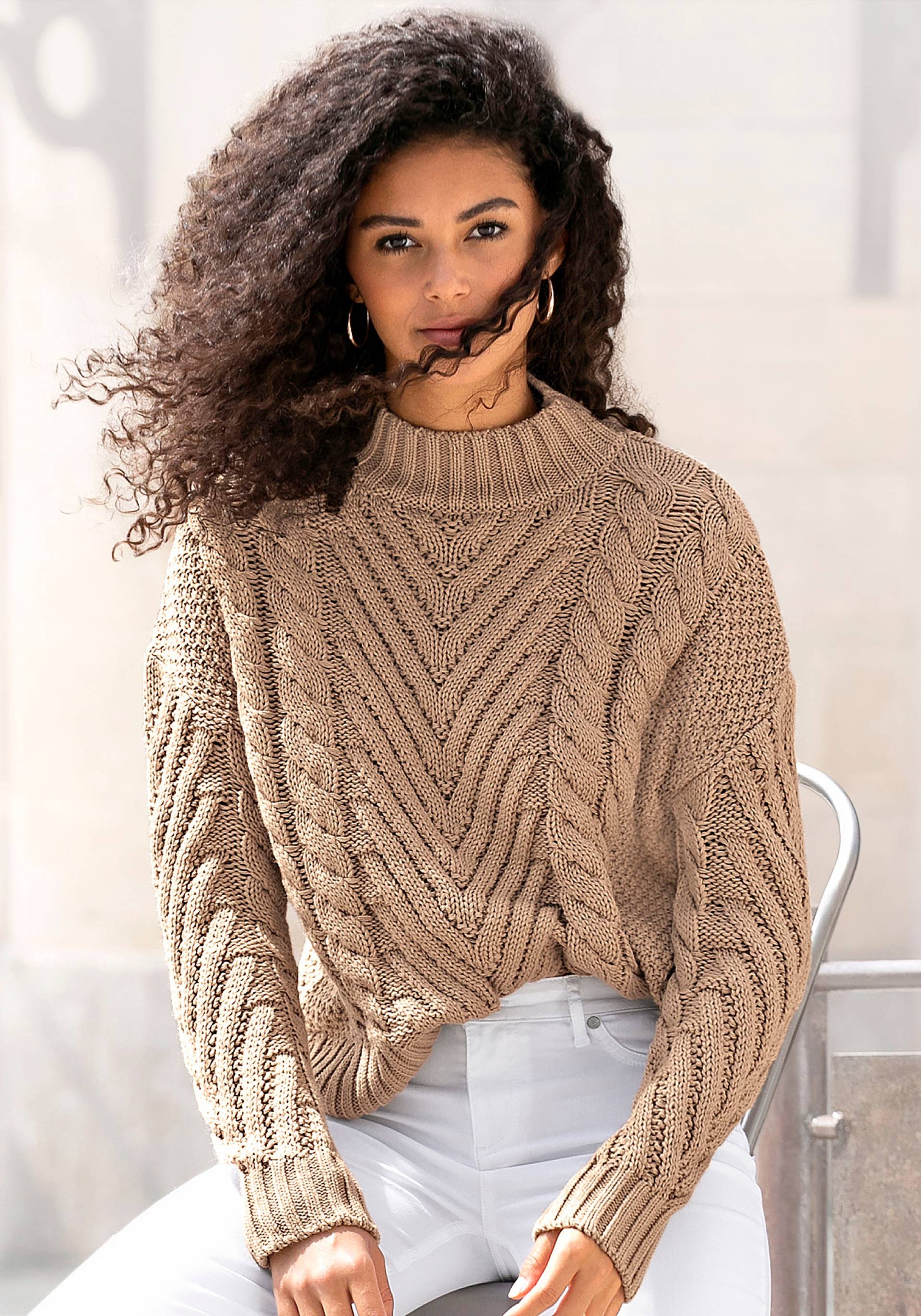 LASCANA Stehkragenpullover, mit aufwendigem Strickmuster, klassischer Strickpullover von LASCANA