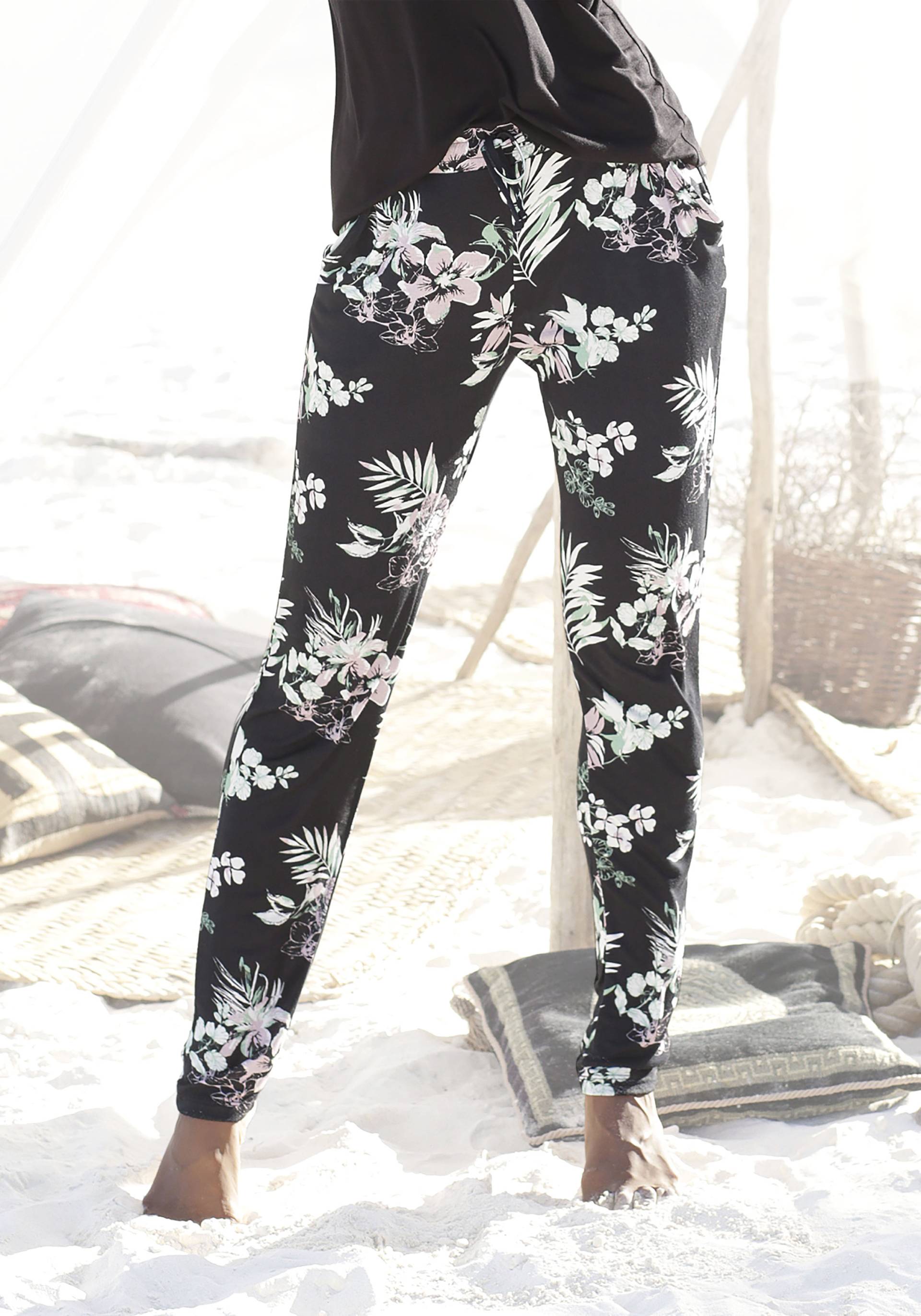 LASCANA Strandhose, mit tropischem Druck und Taschen, Jerseyhose, Sommerhose LASCANA Strandhose, mit tropischem Druck und Taschen, Jerseyhose, Sommerhose von LASCANA