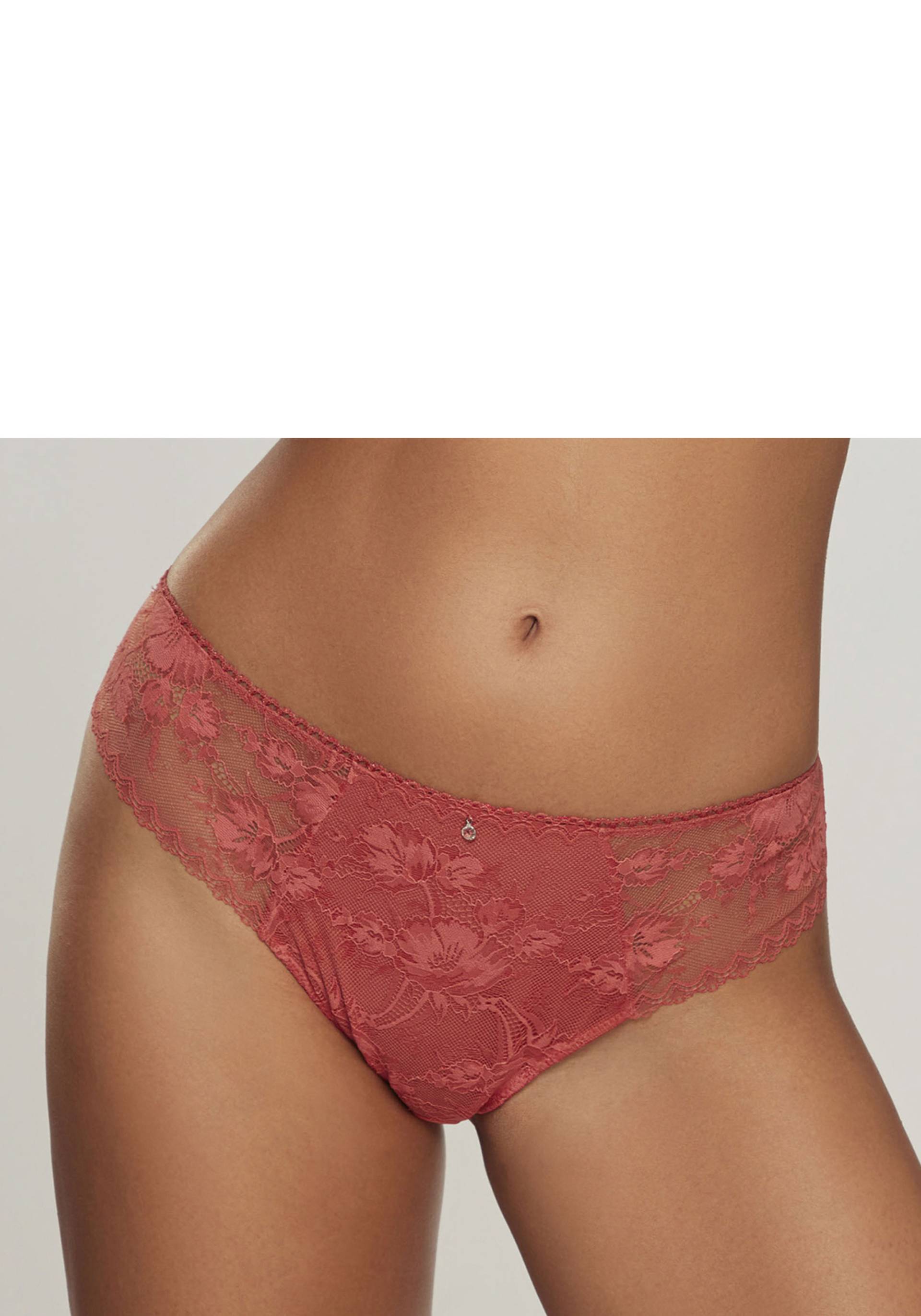 LASCANA String, rundherum aus floraler, dezent transparenter Spitze LASCANA String, rundherum aus floraler, dezent transparenter Spitze von LASCANA