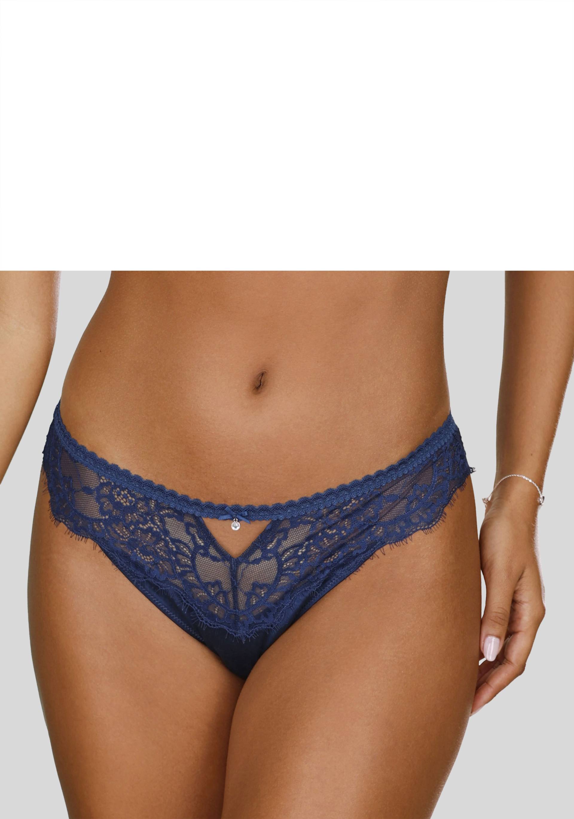 LASCANA String »Alana«, aus floraler Spitze und edler Qualität mit hohem Seidenanteil LASCANA String »Alana«, aus floraler Spitze und edler Qualität mit hohem Seidenanteil von LASCANA
