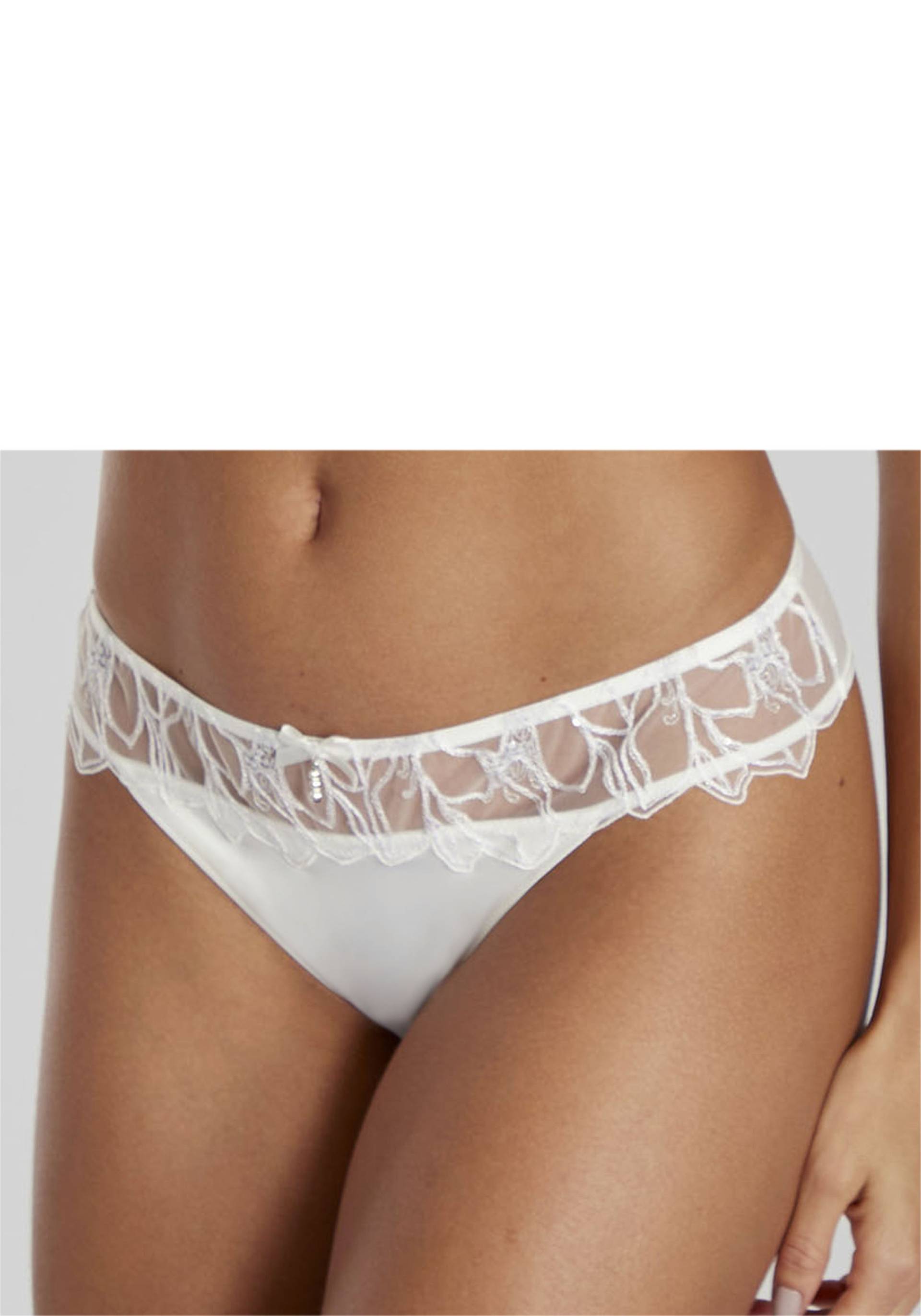 LASCANA Tanga, mit feiner Zierschleife und hübschem Glitzeraccessoire von LASCANA