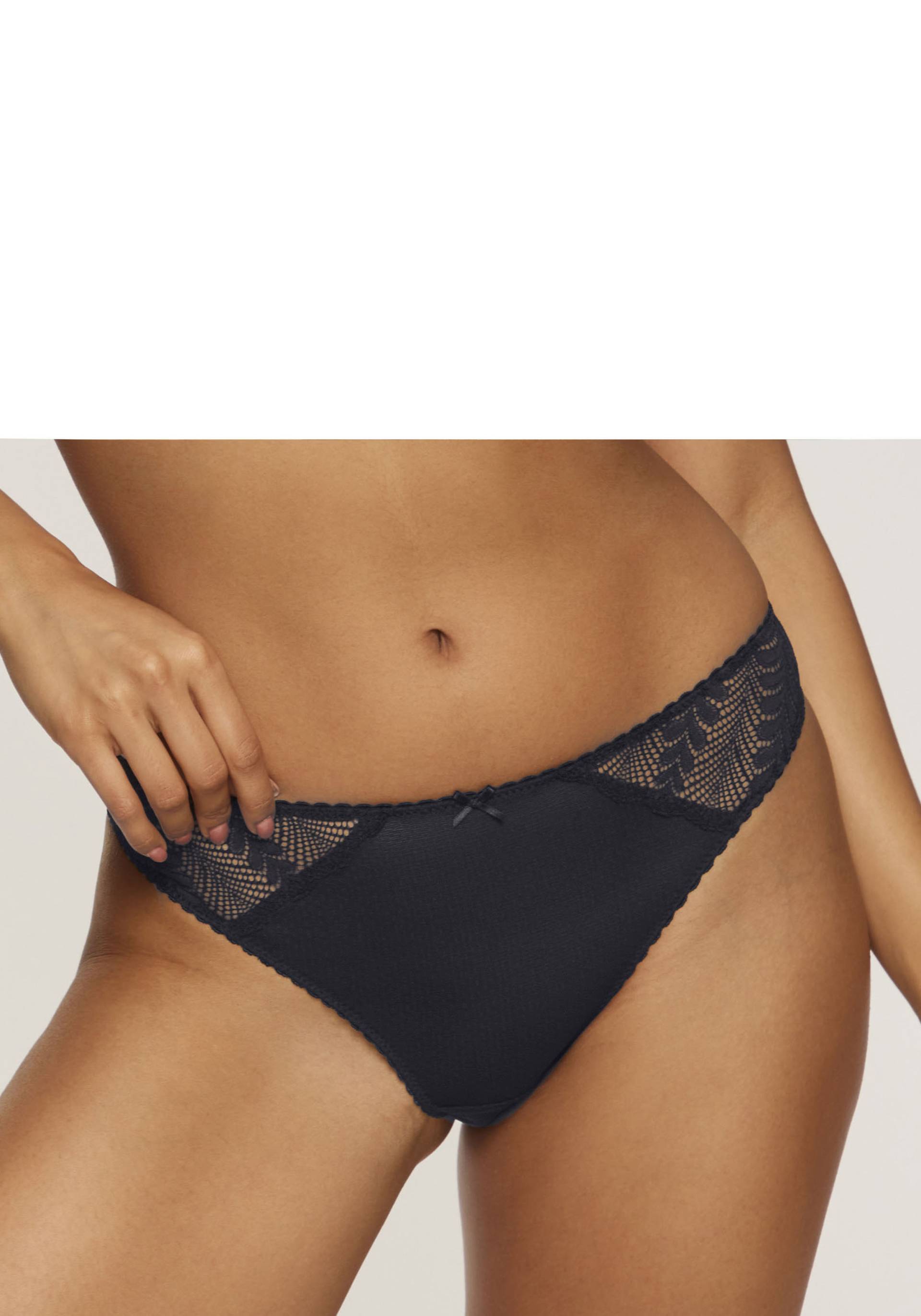 LASCANA Tanga »Amira«, mit graphischen Spitzeneinsätzen LASCANA Tanga »Amira«, mit graphischen Spitzeneinsätzen von LASCANA