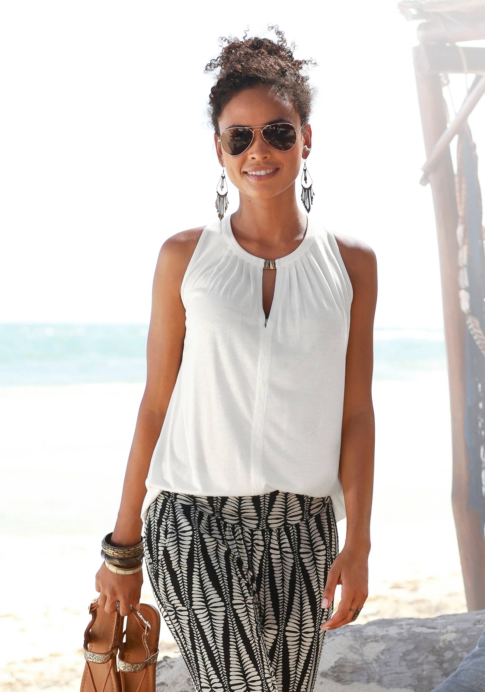 LASCANA Tanktop, mit Zieraccessoire, lässiges Blusentop, elegant LASCANA Tanktop, mit Zieraccessoire, lässiges Blusentop, elegant von LASCANA