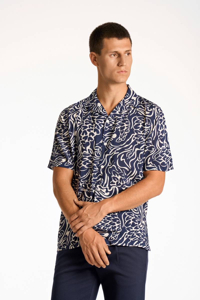 LINDBERGH Print-Shirt, mit Muster und aus reiner Viskose von LINDBERGH