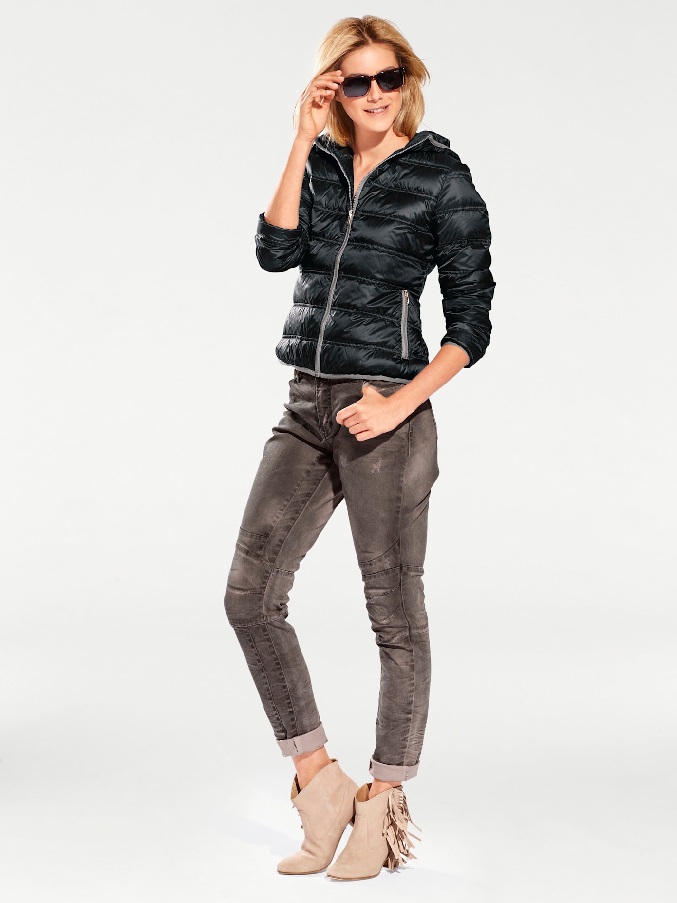 heine Daunenjacke, mit Kapuze heine Daunenjacke, mit Kapuze von heine