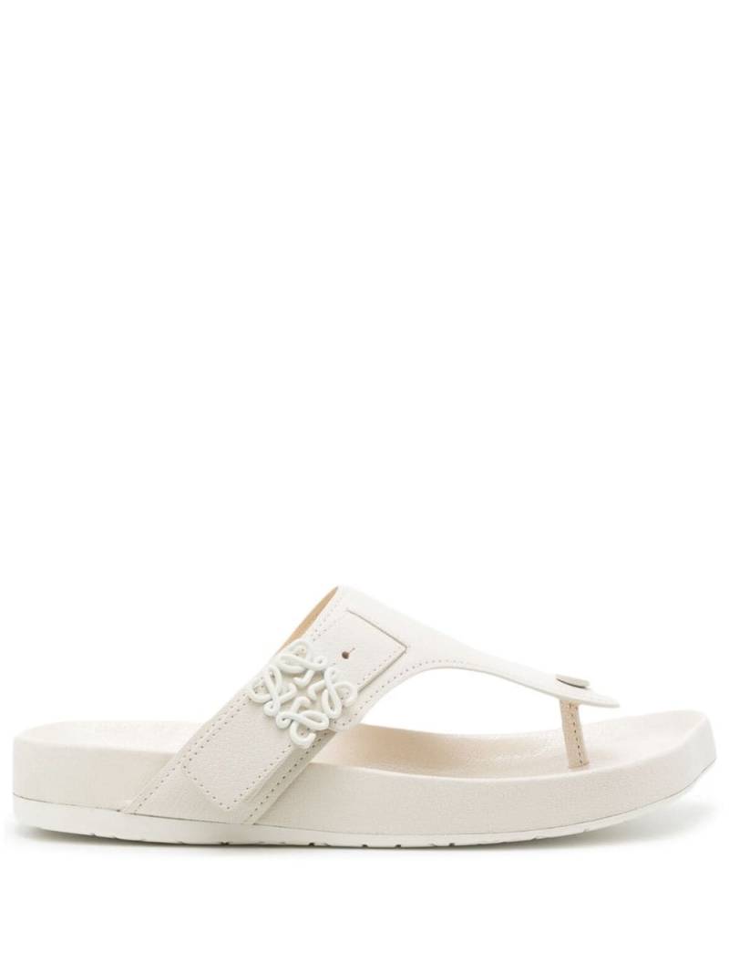 LOEWE logo-plaque flat leather sandals - White von LOEWE