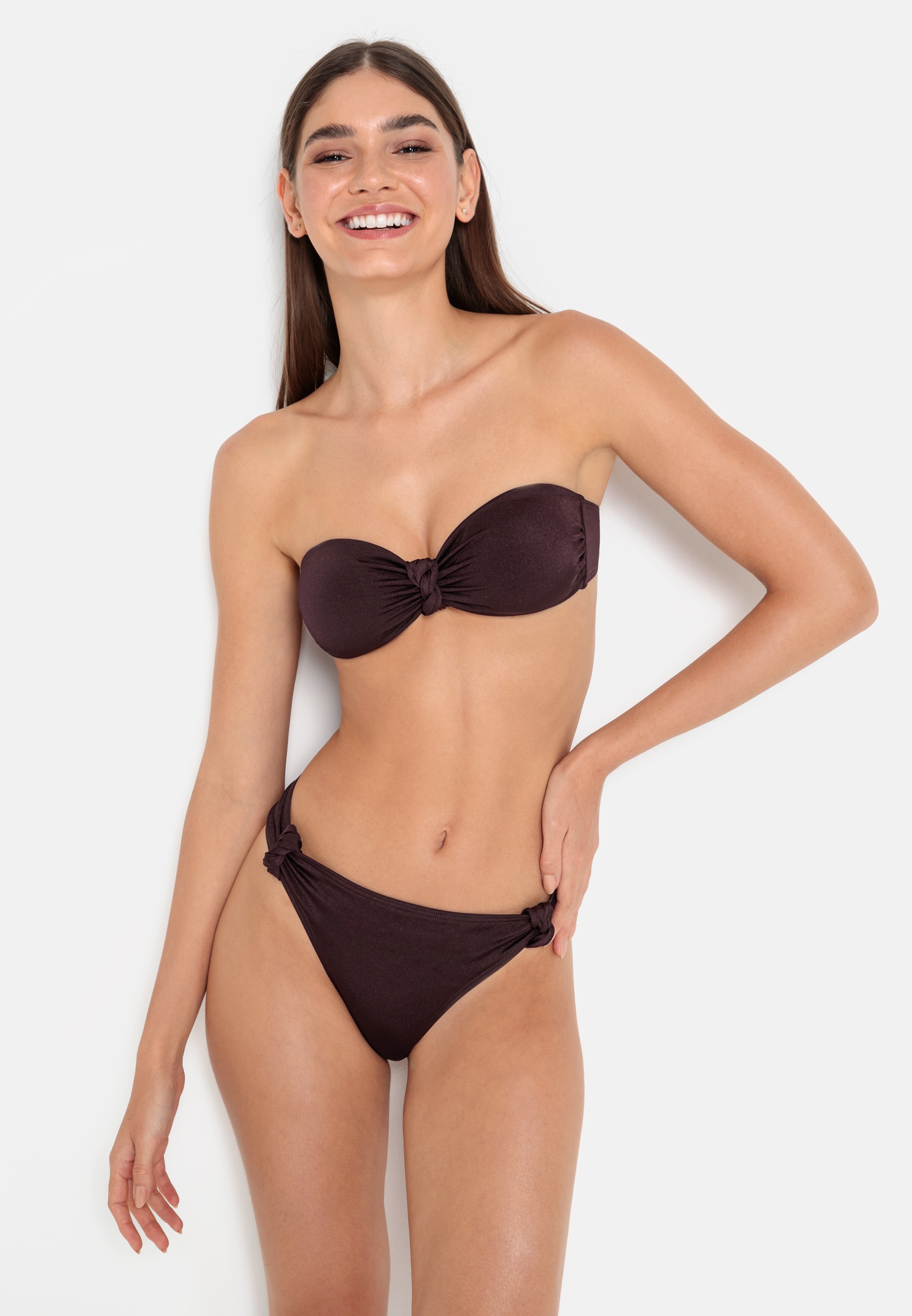 LSCN by LASCANA Bikini-Hose »Nele«, mit glänzender Beschichtung von LSCN by LASCANA