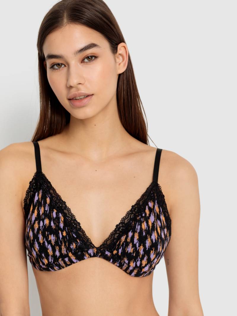 LSCN by LASCANA Bralette, mit zarter Spitzenkante von LSCN by LASCANA