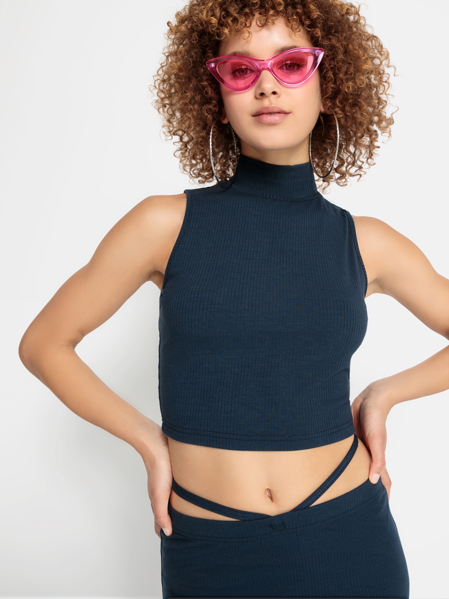 LSCN by LASCANA Crop-Top, mit Stehkragen LSCN by LASCANA Crop-Top, mit Stehkragen von LSCN by LASCANA