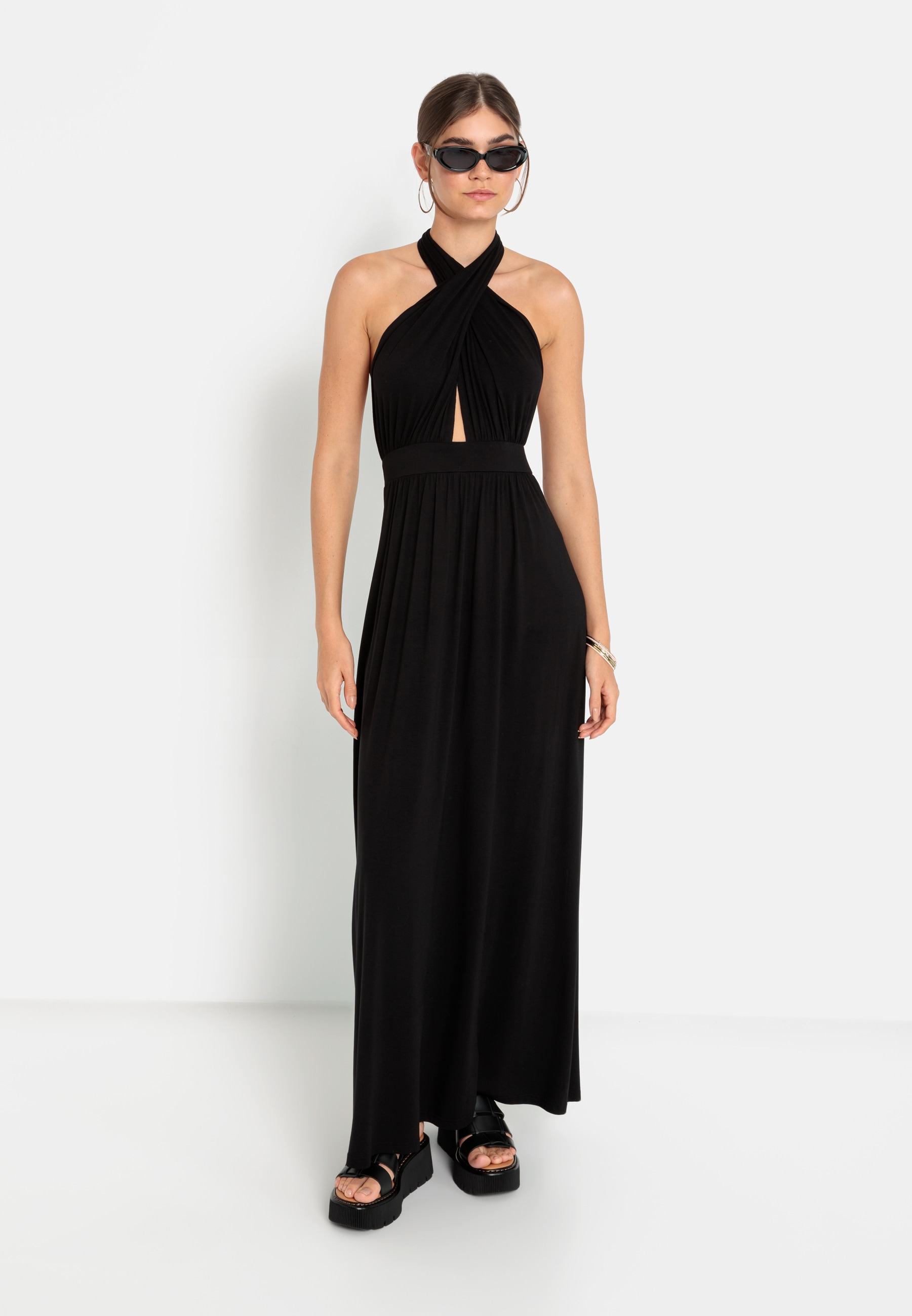 LSCN by LASCANA Neckholderkleid, in Maxilänge LSCN by LASCANA Neckholderkleid, in Maxilänge von LSCN by LASCANA