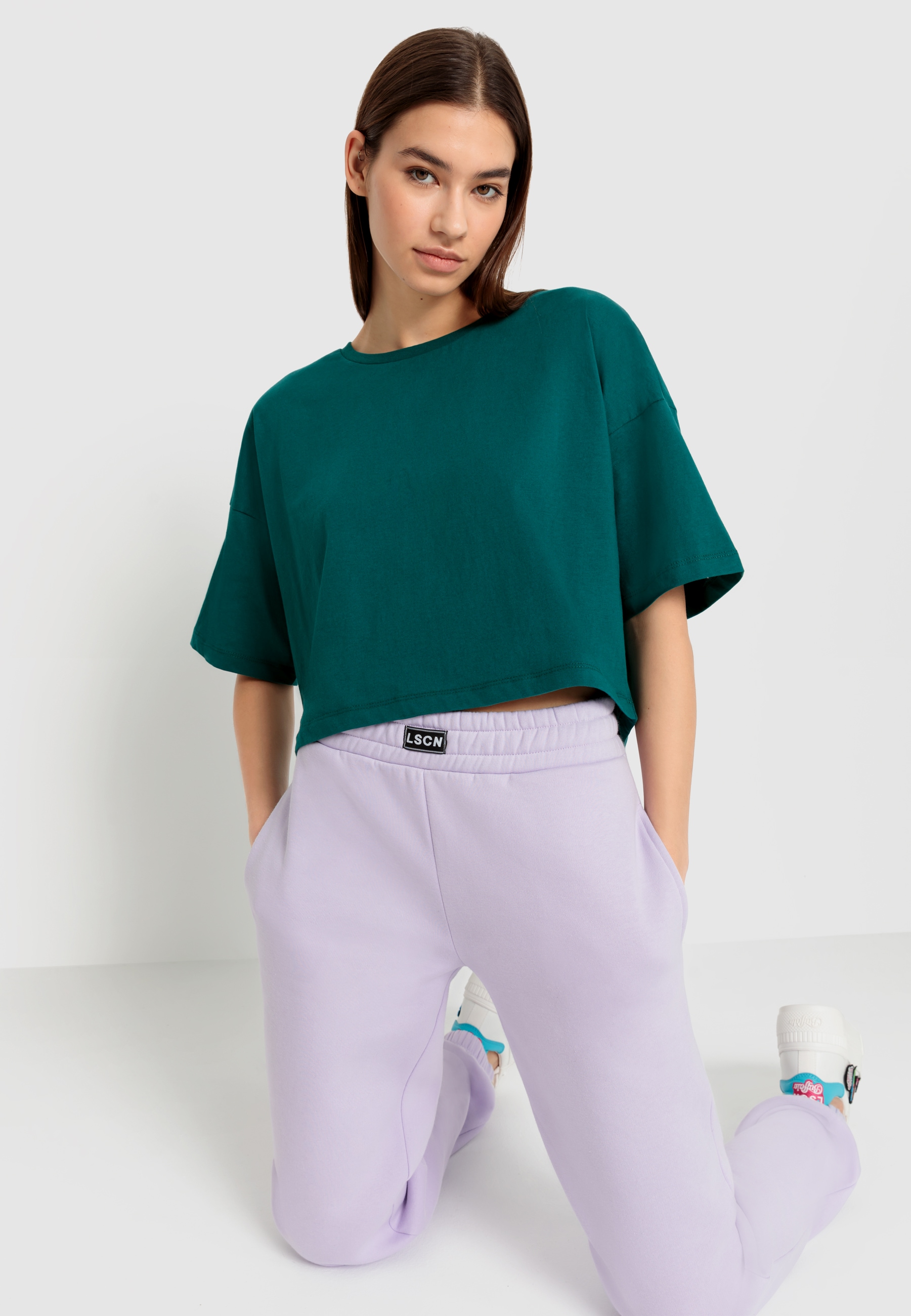 LSCN by LASCANA Oversize-Shirt, mit Paragraph auf dem Rücken LSCN by LASCANA Oversize-Shirt, mit Paragraph auf dem Rücken von LSCN by LASCANA