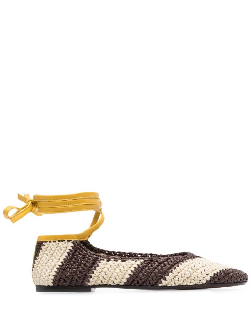 La DoubleJ Veneziana striped raffia ballerina shoes - Brown von La DoubleJ