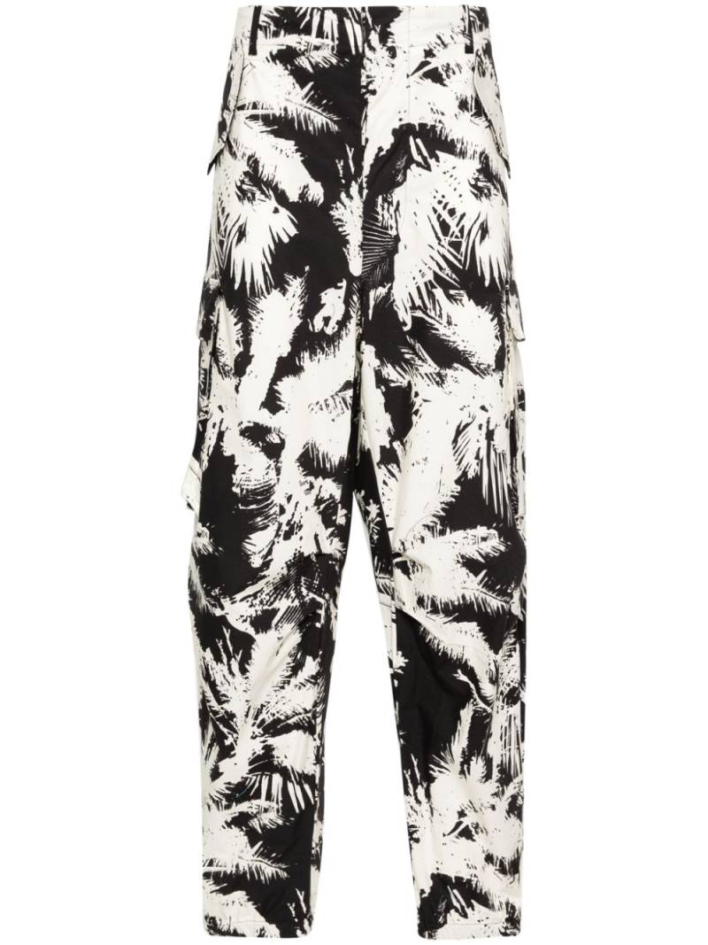 Laneus printed multi-pockets cotton trousers - Neutrals von Laneus