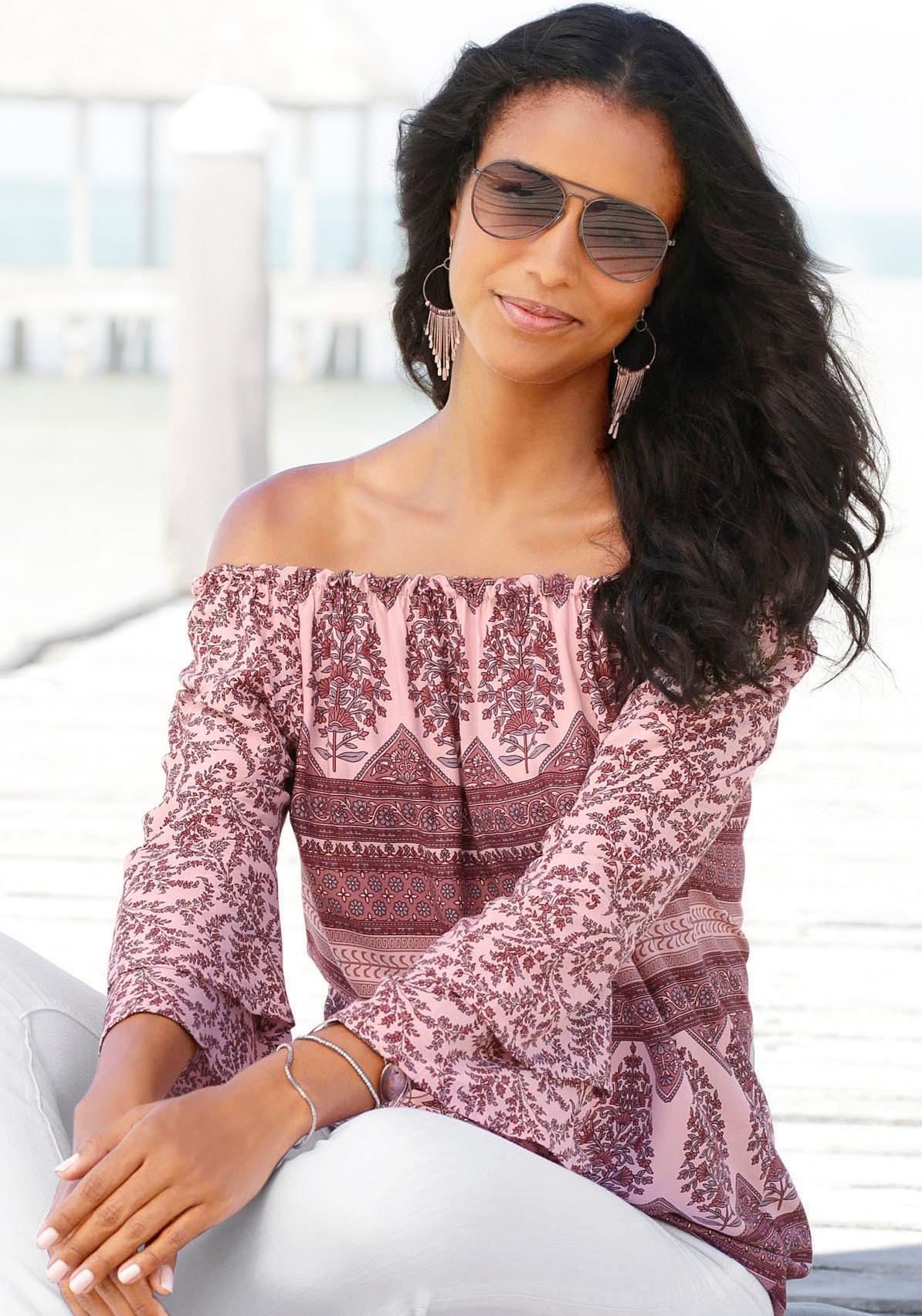 LASCANA Carmenbluse, mit Alloverdruck, Damenbluse, Tunika, schulterfrei LASCANA Carmenbluse, mit Alloverdruck, Damenbluse, Tunika, schulterfrei von Lascana