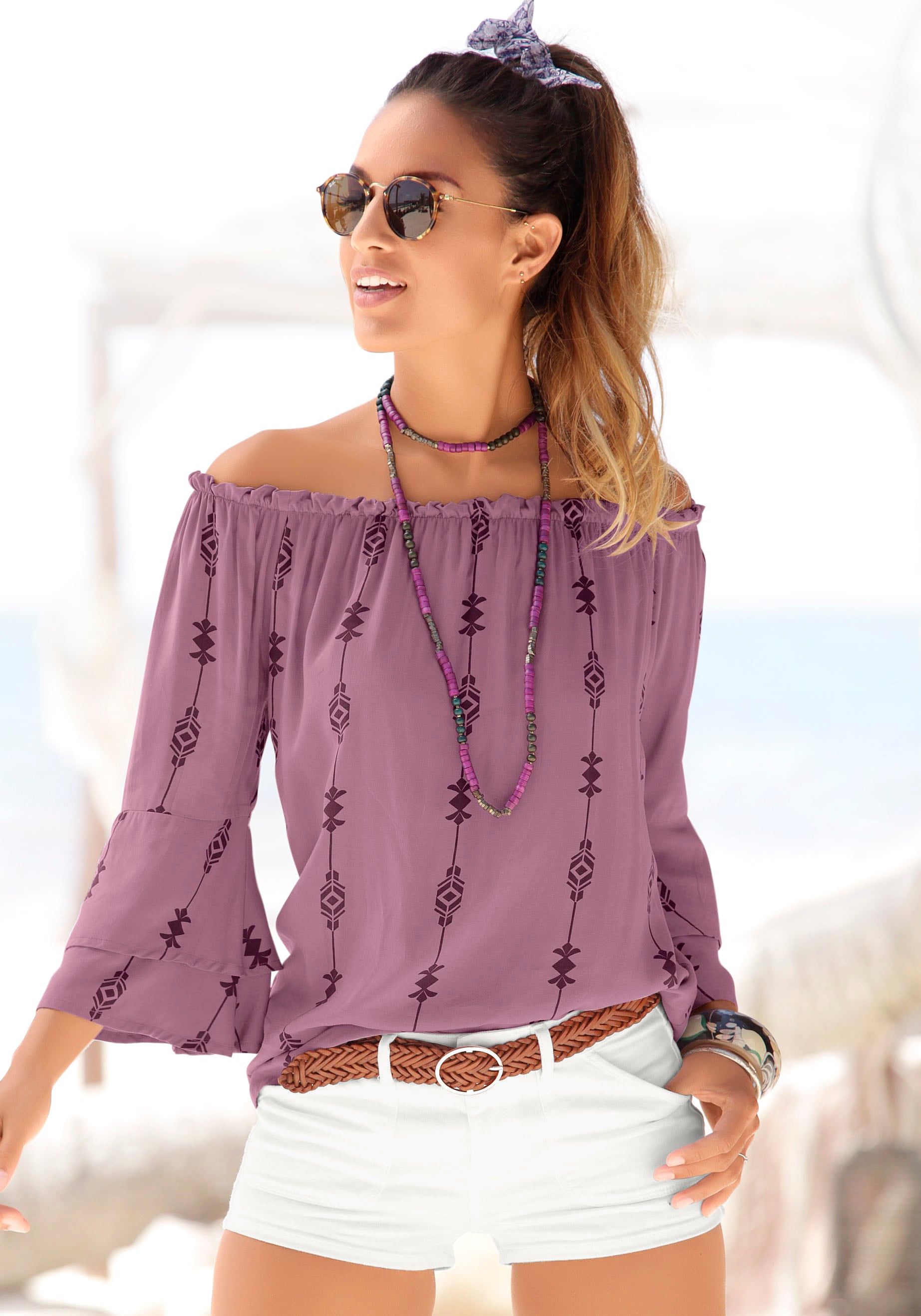 LASCANA Carmenbluse, mit Ethnoprint, Damenbluse, schulterfrei, casual LASCANA Carmenbluse, mit Ethnoprint, Damenbluse, schulterfrei, casual von Lascana