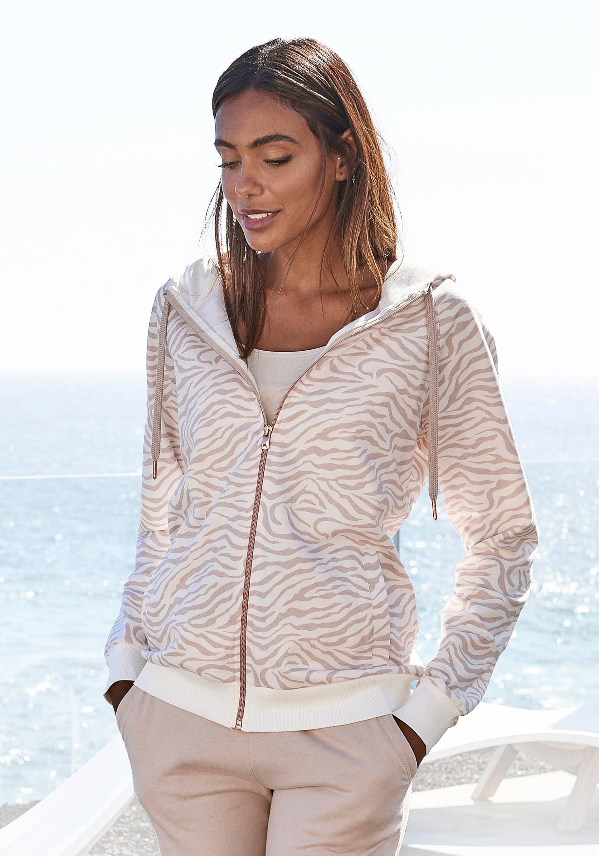 LASCANA Kapuzensweatjacke, Sweatshirtjacke mit Details in Roségoldfarben, Loungewear LASCANA Kapuzensweatjacke, Sweatshirtjacke mit Details in Roségoldfarben, Loungewear von Lascana