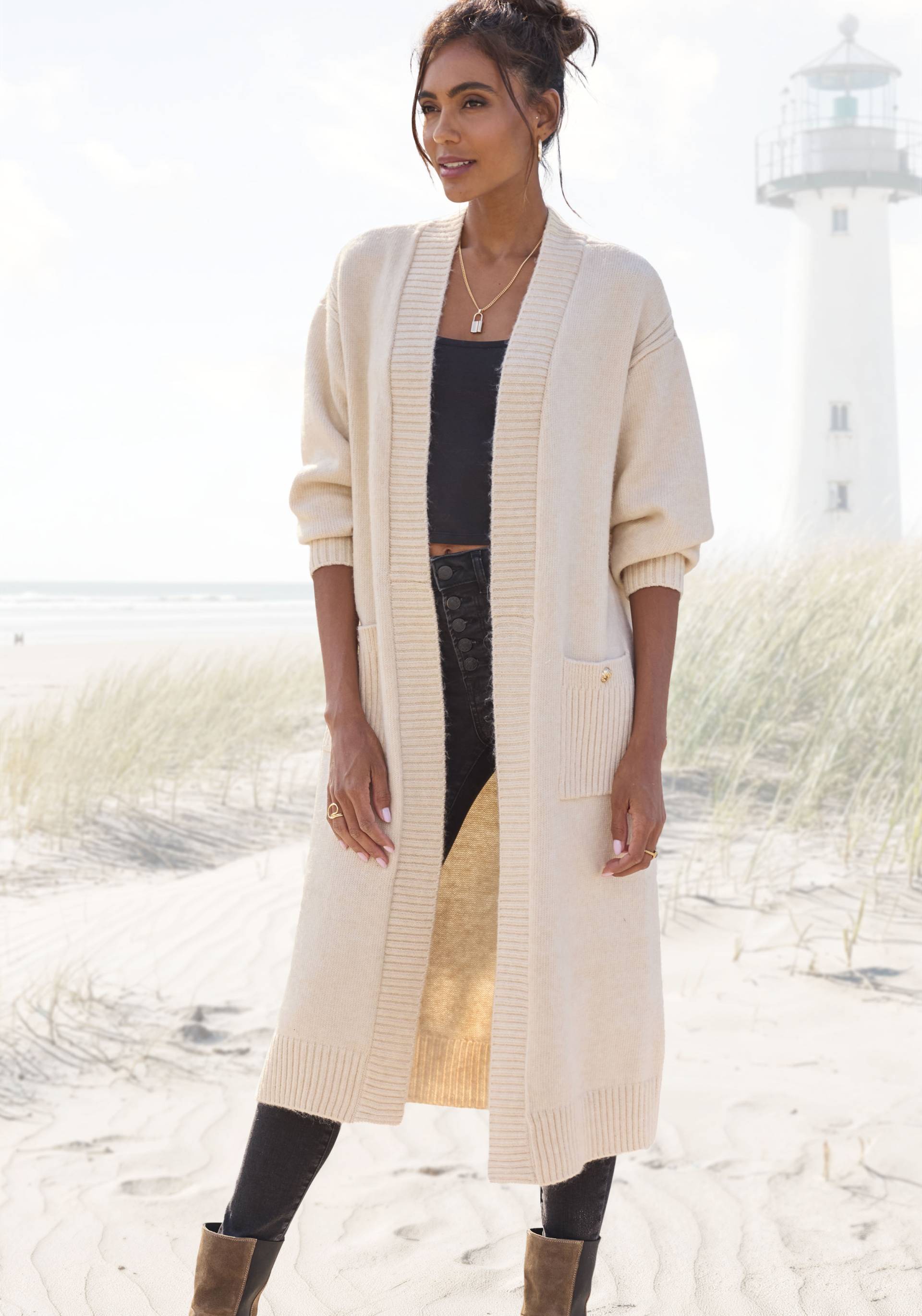 LASCANA Longstrickjacke, aus kuscheligem Strick LASCANA Longstrickjacke, aus kuscheligem Strick von Lascana