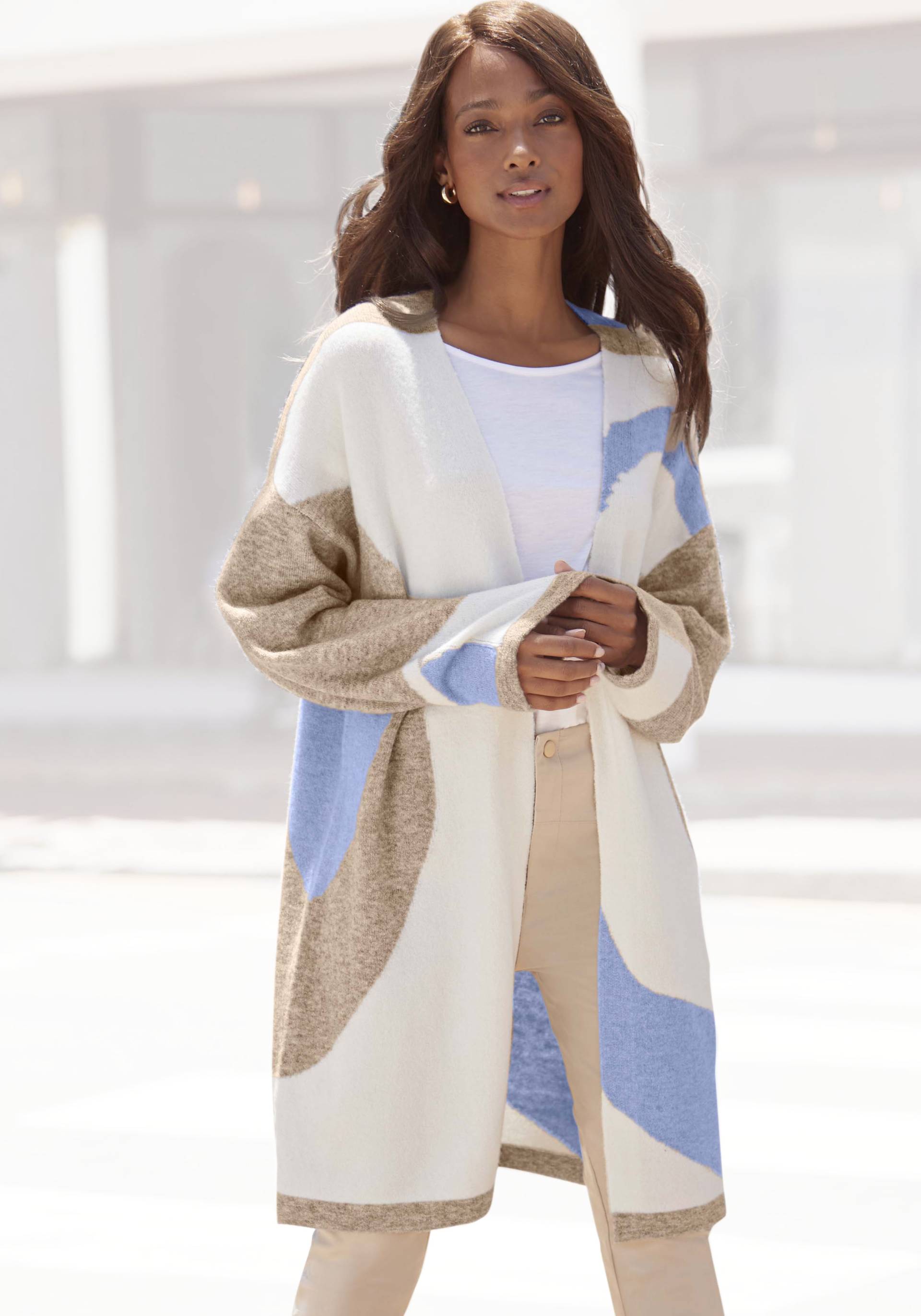 LASCANA Longstrickjacke, mit Muster, weicher Cardigan, bequeme Passform LASCANA Longstrickjacke, mit Muster, weicher Cardigan, bequeme Passform von Lascana