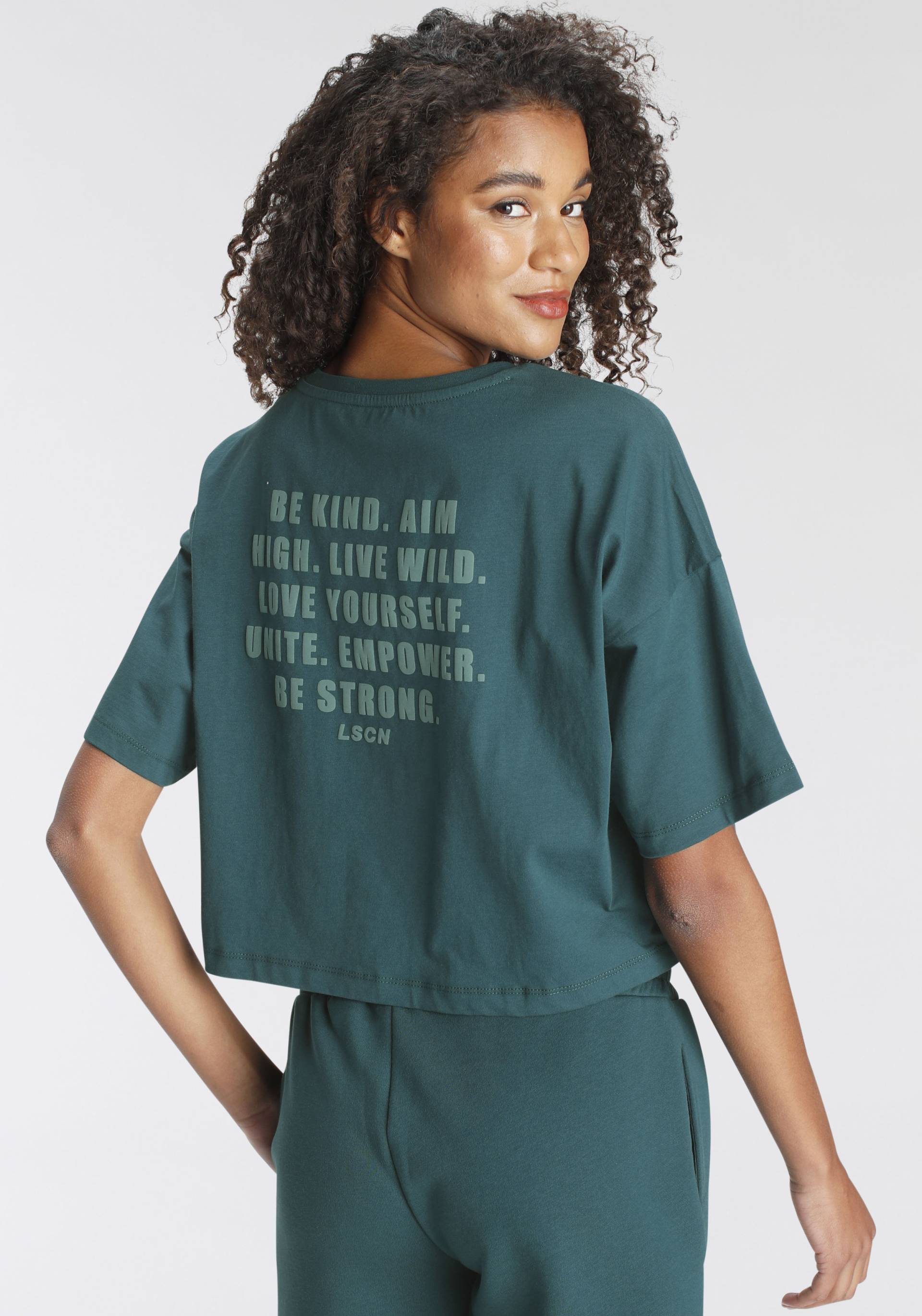LASCANA Oversize-Shirt, mit Schriftzug auf dem Rücken LASCANA Oversize-Shirt, mit Schriftzug auf dem Rücken von Lascana