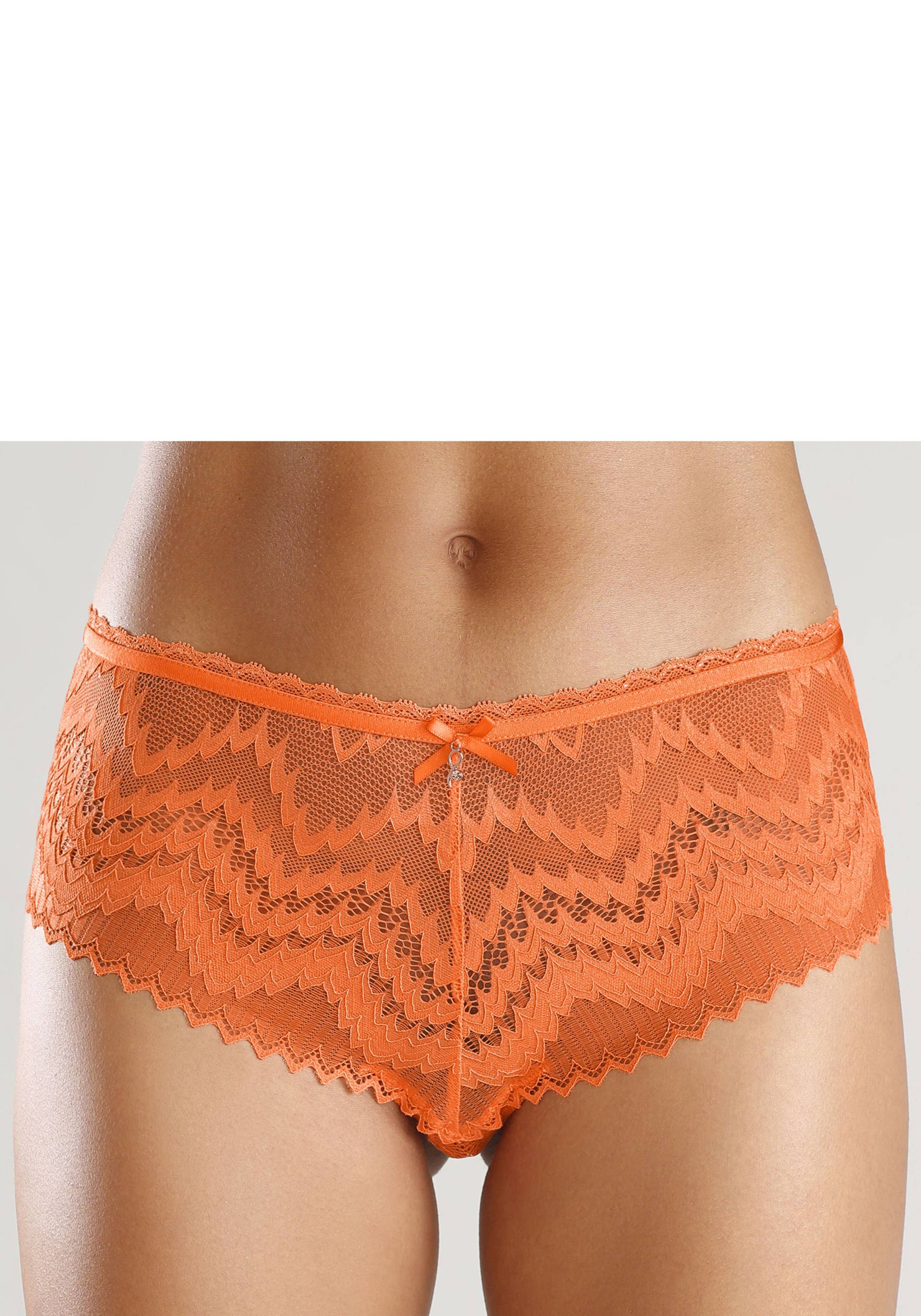 LASCANA Panty, aus modischer Zick-Zack-Spitze LASCANA Panty, aus modischer Zick-Zack-Spitze von Lascana