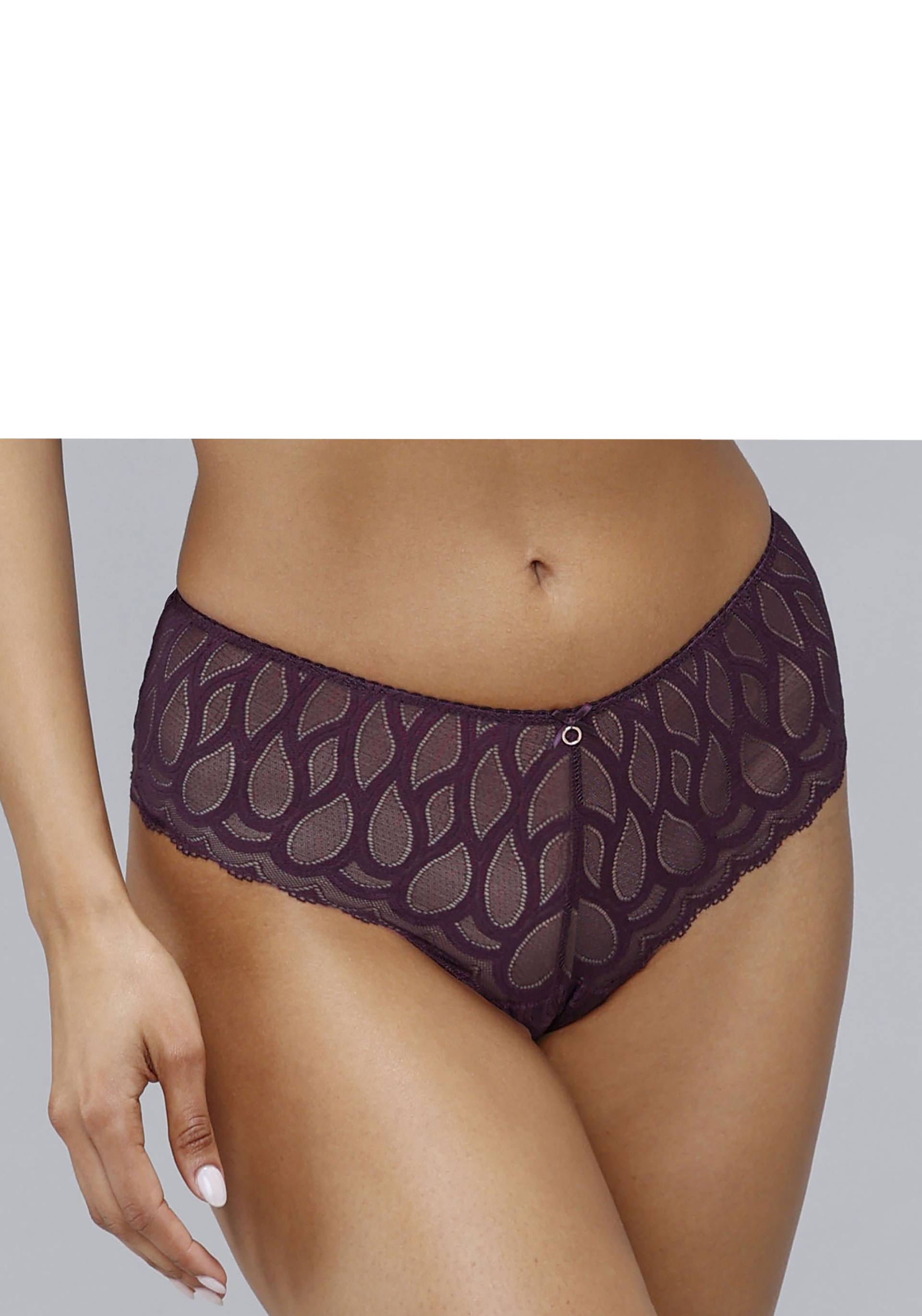 LASCANA Panty »Evita«, aus leicht transparenter Spitze LASCANA Panty »Evita«, aus leicht transparenter Spitze von Lascana