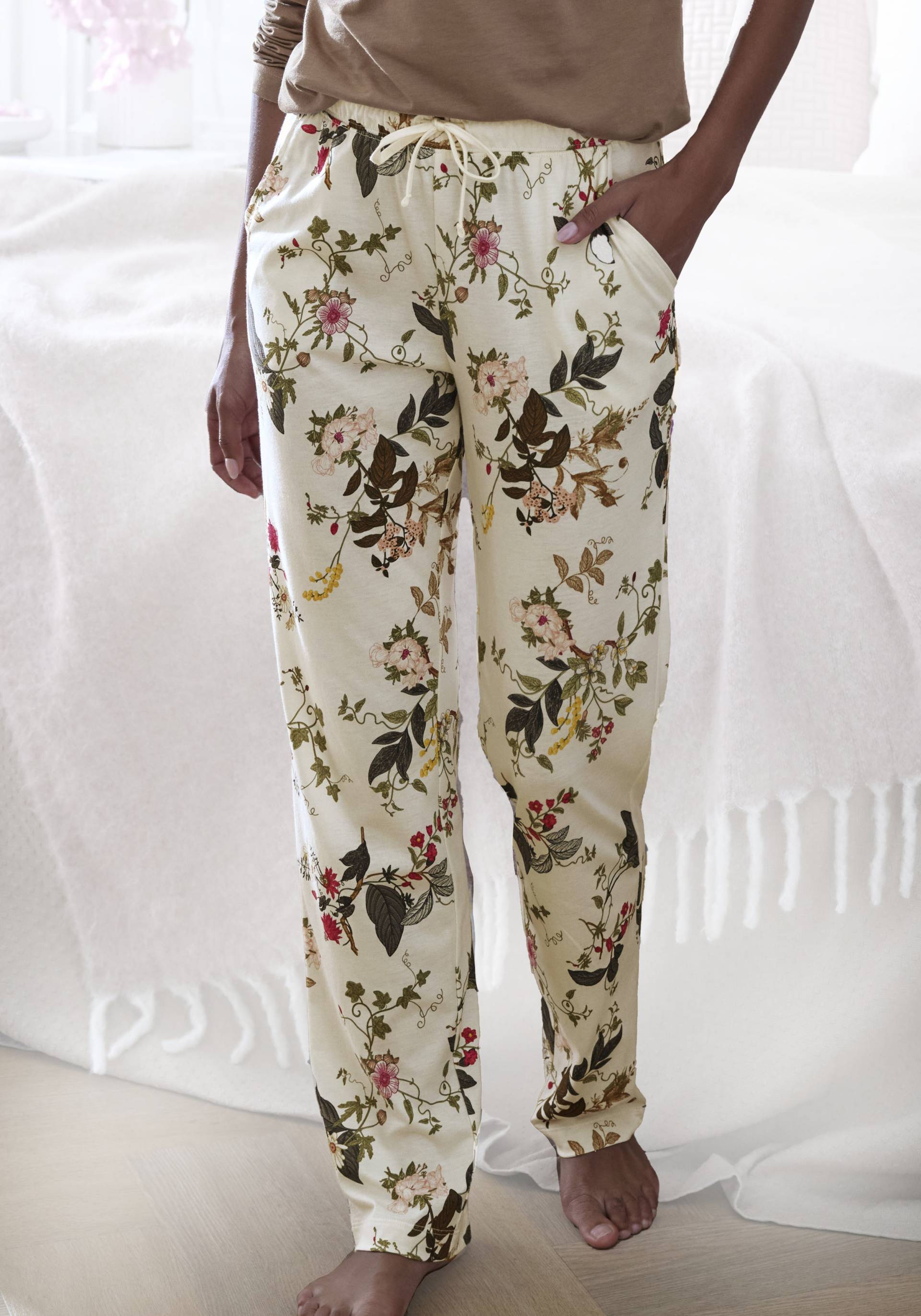 LASCANA Pyjamahose, mit Druck von Lascana