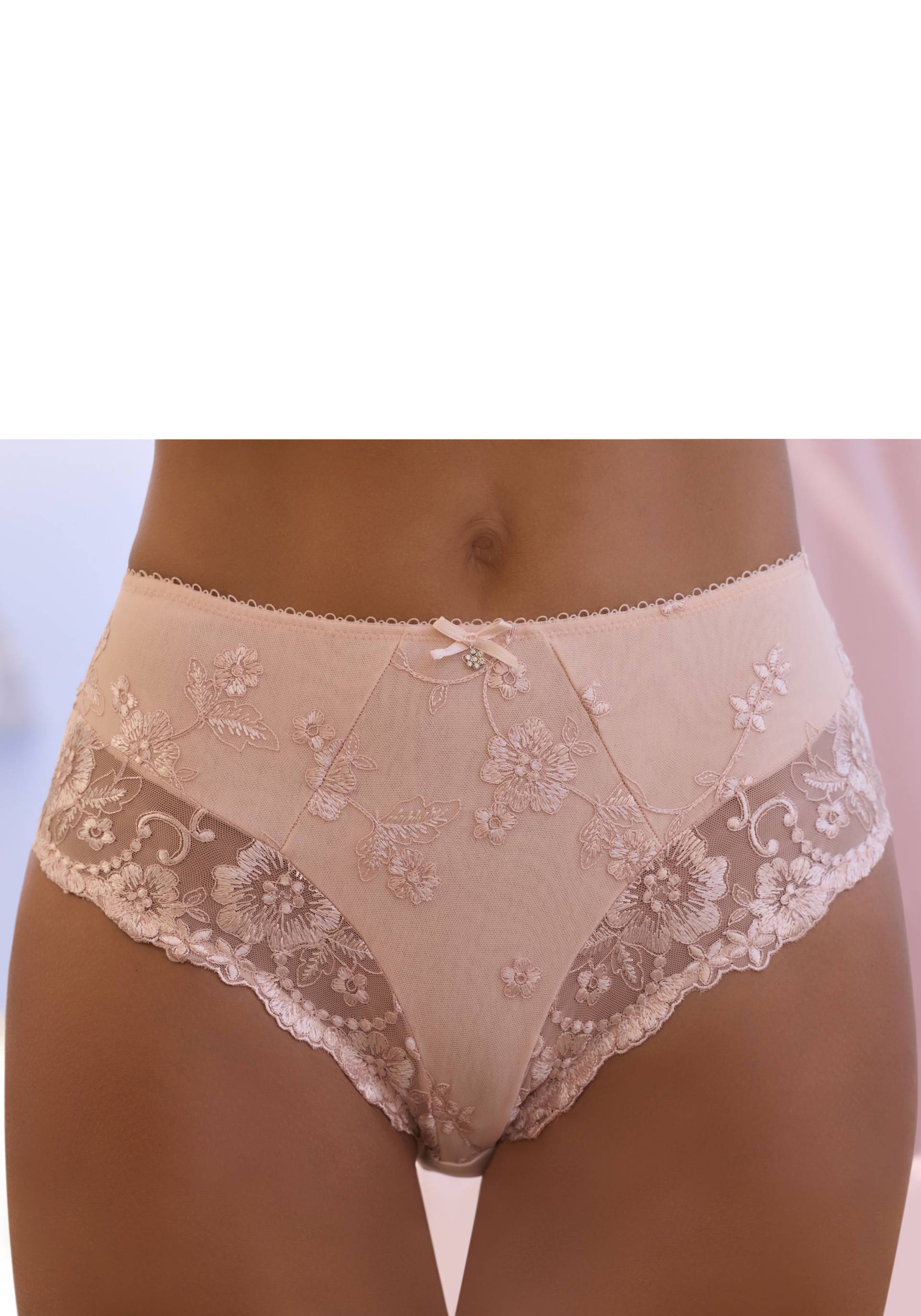 LASCANA Slip »Wanda«, in abdeckender Schnittform und Stickerei Spitze LASCANA Slip »Wanda«, in abdeckender Schnittform und Stickerei Spitze von Lascana