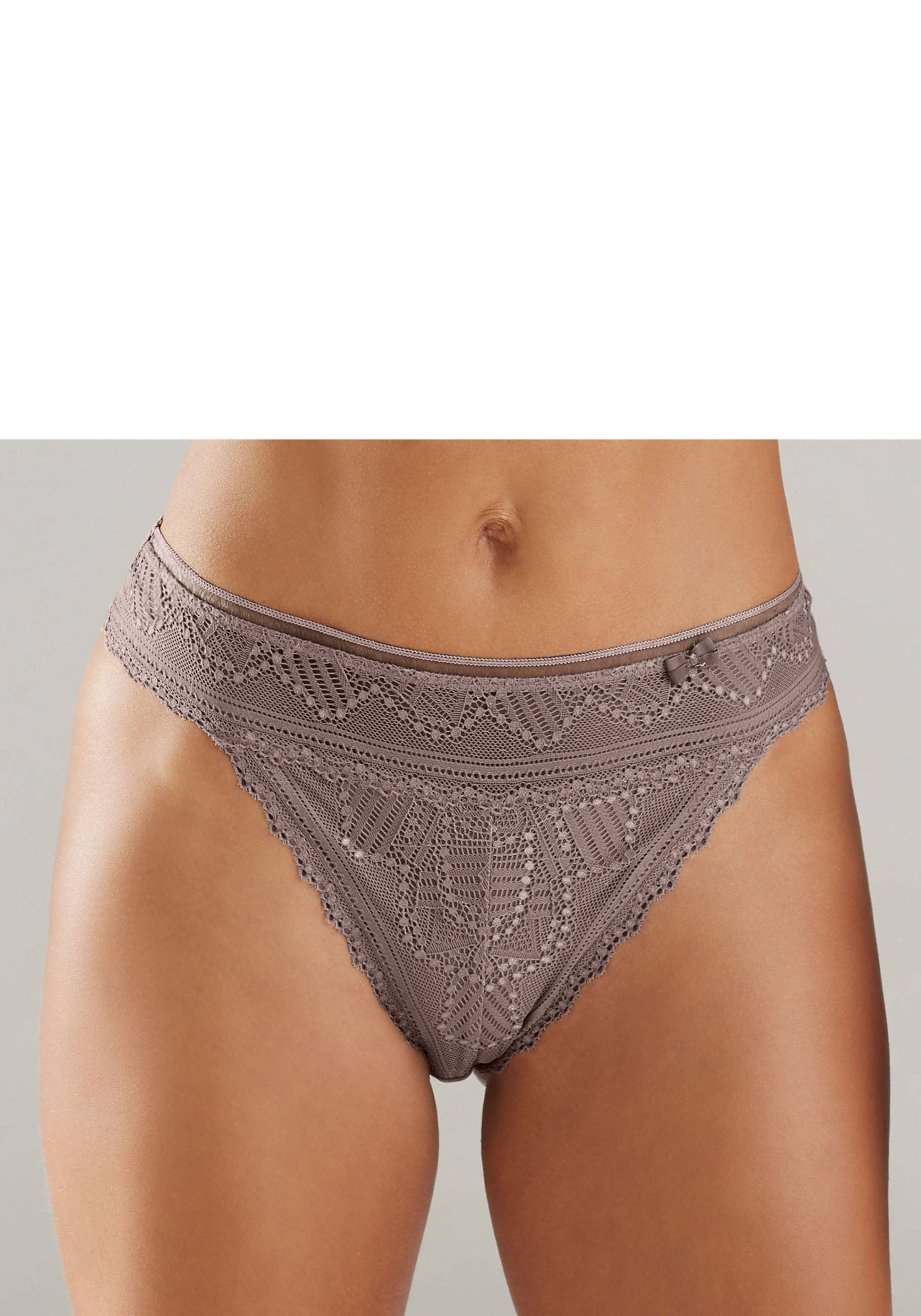 LASCANA String »Tiziana«, mit anteilig recycelter Spitze LASCANA String »Tiziana«, mit anteilig recycelter Spitze von Lascana
