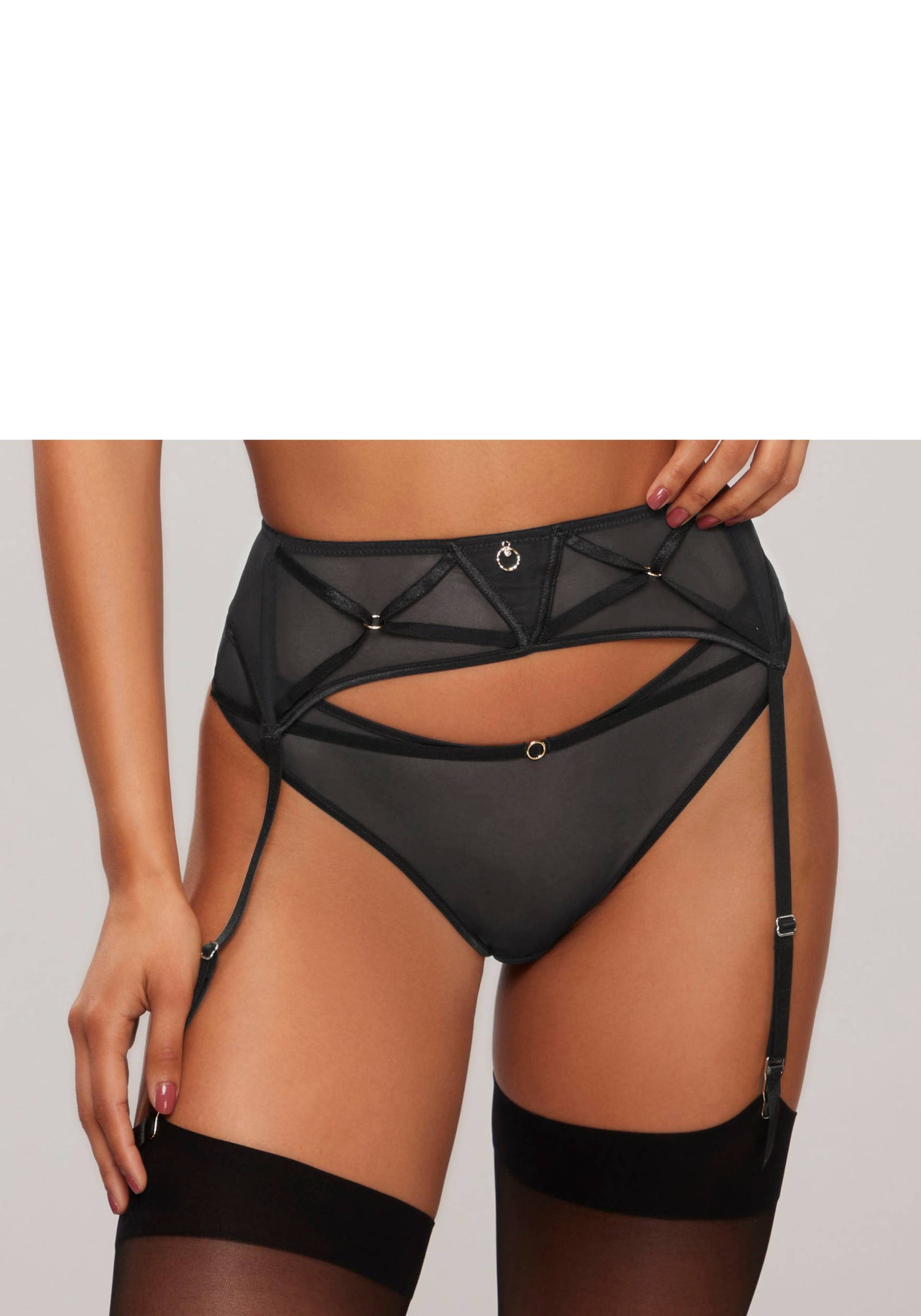 LASCANA String, mit aufregendem Bänderdetail und feinem Ringaccessoire LASCANA String, mit aufregendem Bänderdetail und feinem Ringaccessoire von Lascana