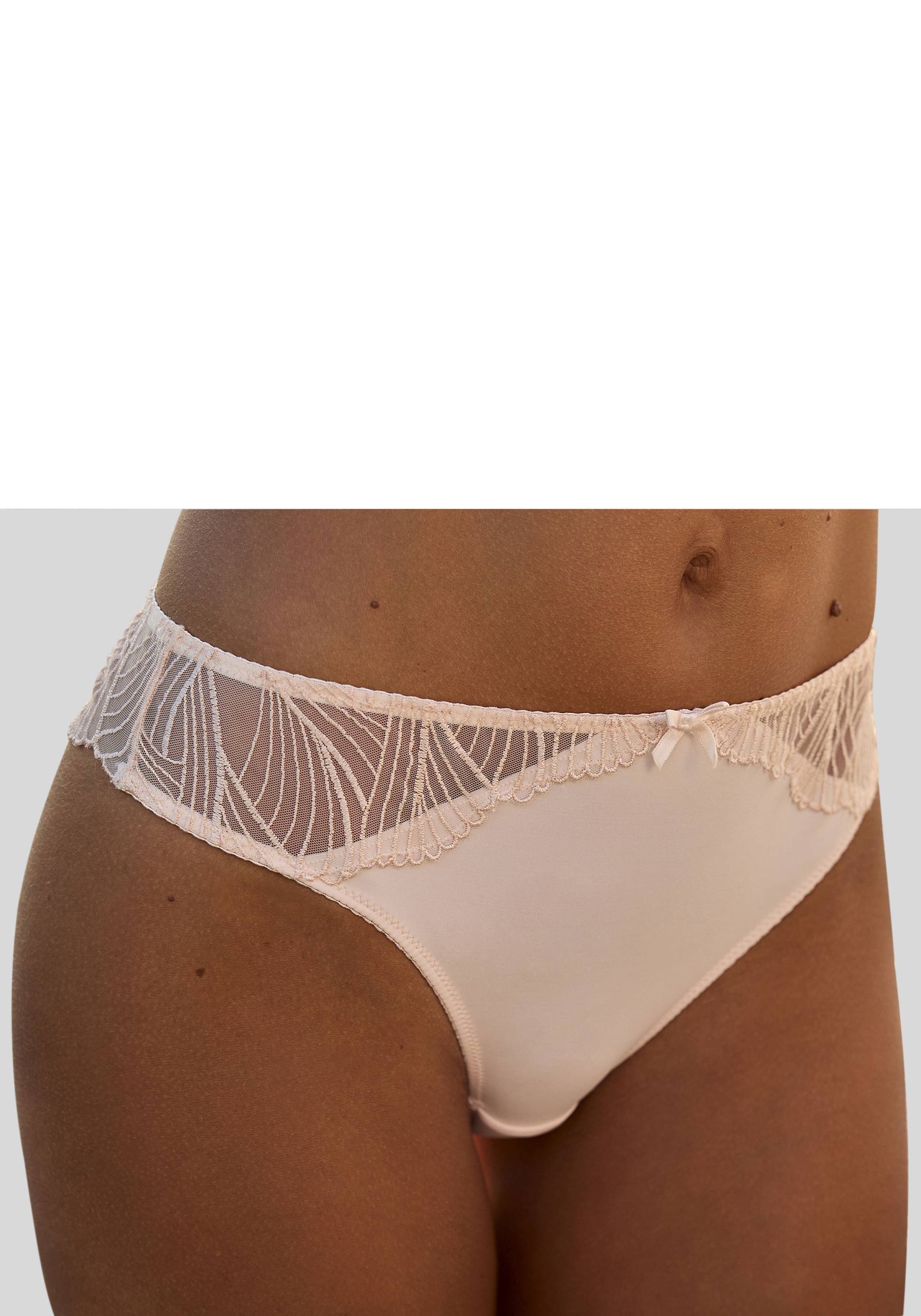 LASCANA String, mit seitlicher Stickerei Spitze in transparenter Optik LASCANA String, mit seitlicher Stickerei Spitze in transparenter Optik von Lascana