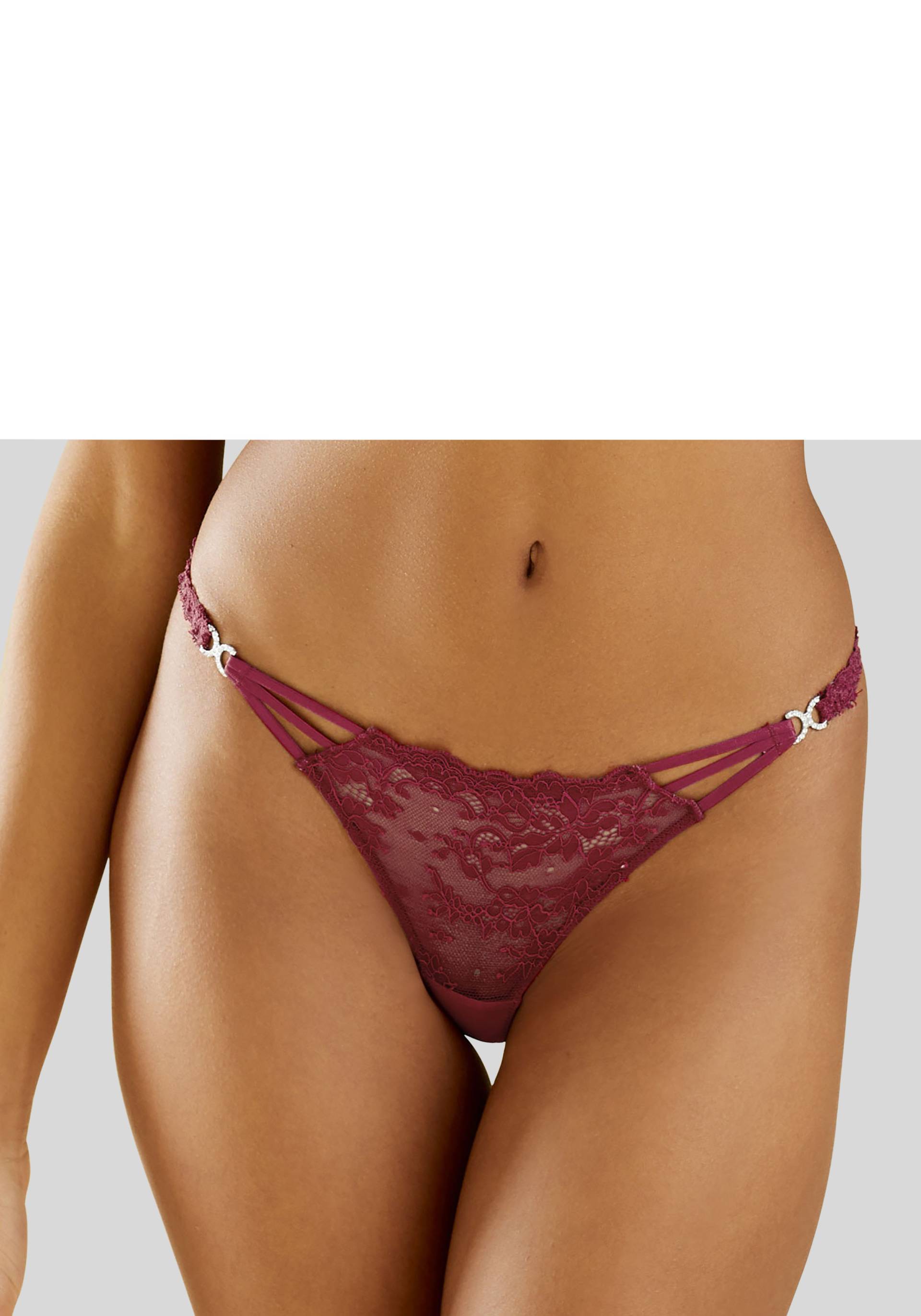 LASCANA String, mit dekorativen Strass-Schnallen LASCANA String, mit dekorativen Strass-Schnallen von Lascana
