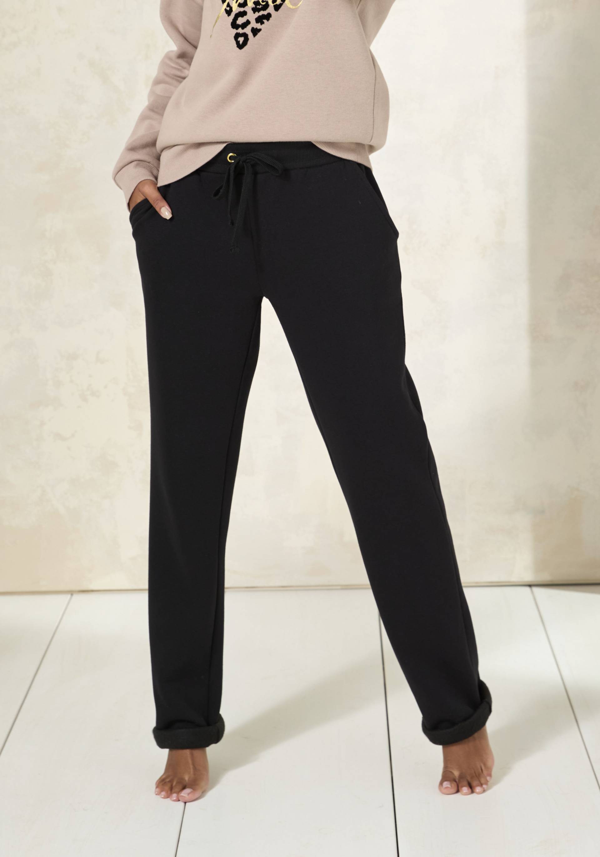 LASCANA Sweathose »/Relaxhose/Homewearhose/Loungehose«, mit seitlichen Taschen von Lascana