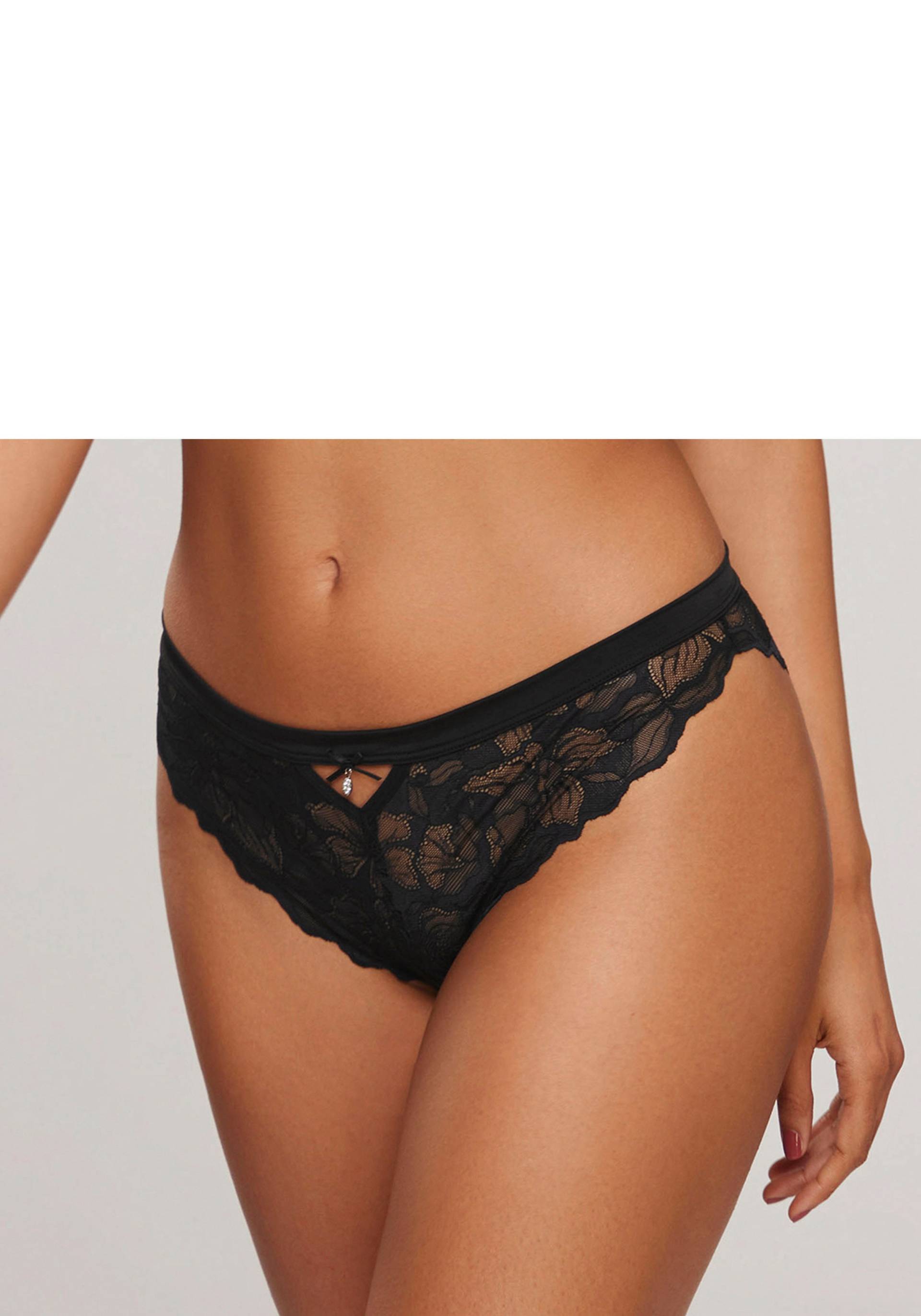 LASCANA Tanga, mit edlem Accessoire und feinem Bund aus Satin-Material LASCANA Tanga, mit edlem Accessoire und feinem Bund aus Satin-Material von Lascana