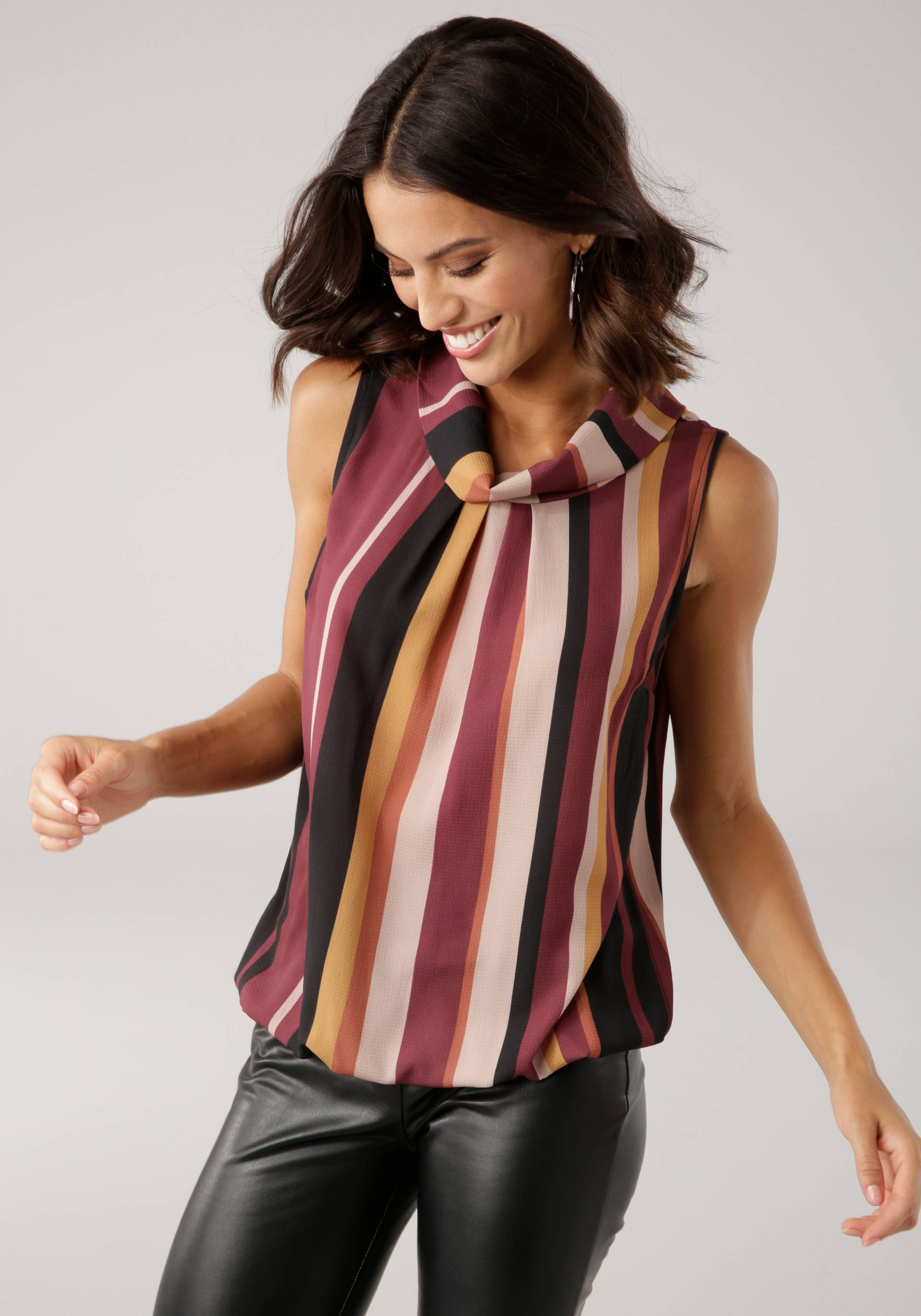 Laura Scott Blusentop, mit verschiedenen Designs Laura Scott Blusentop, mit verschiedenen Designs von Laura Scott