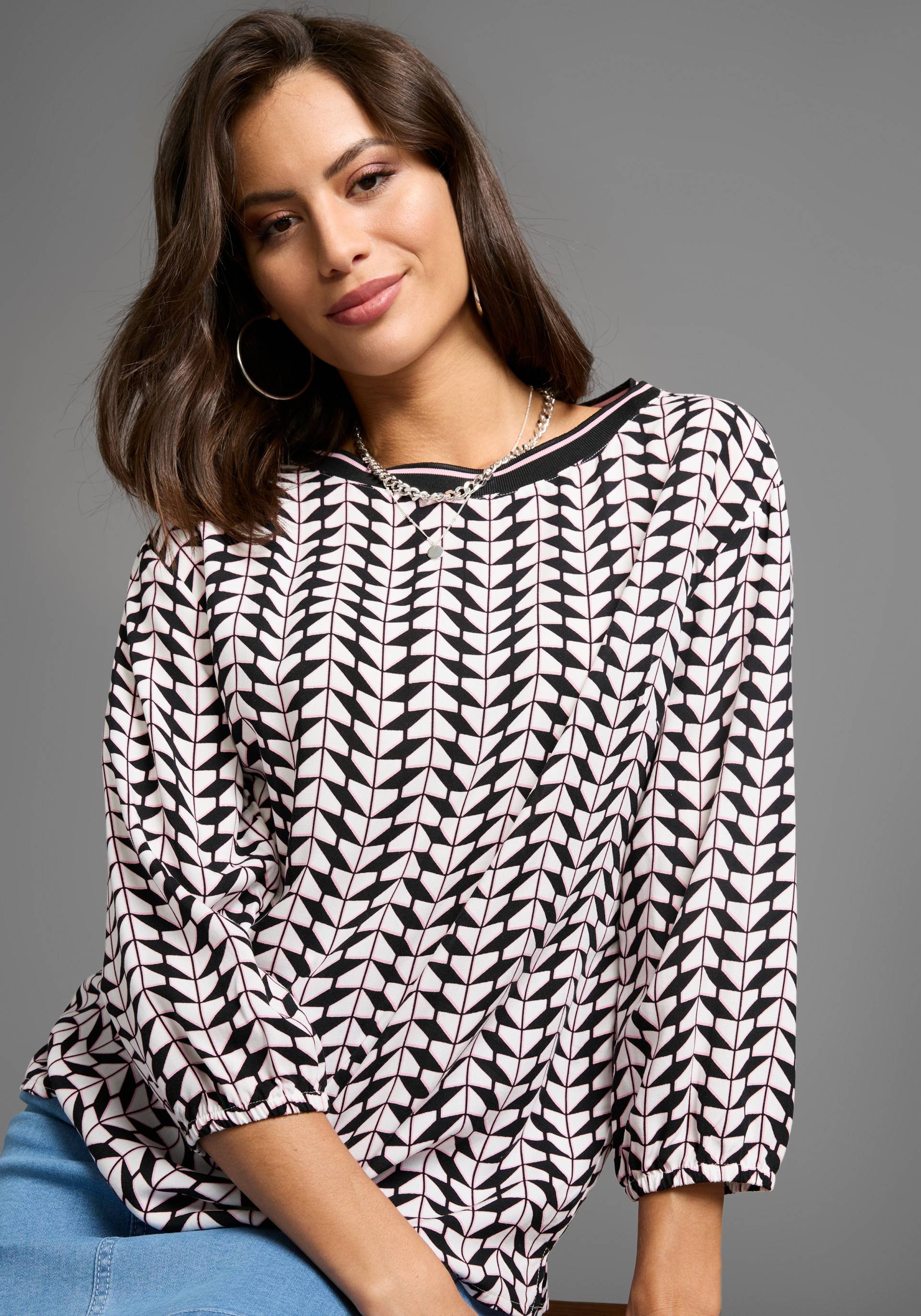 Laura Scott Druckbluse, mit Grafik-Design - NEUE KOLLEKTION Laura Scott Druckbluse, mit Grafik-Design - NEUE KOLLEKTION von Laura Scott