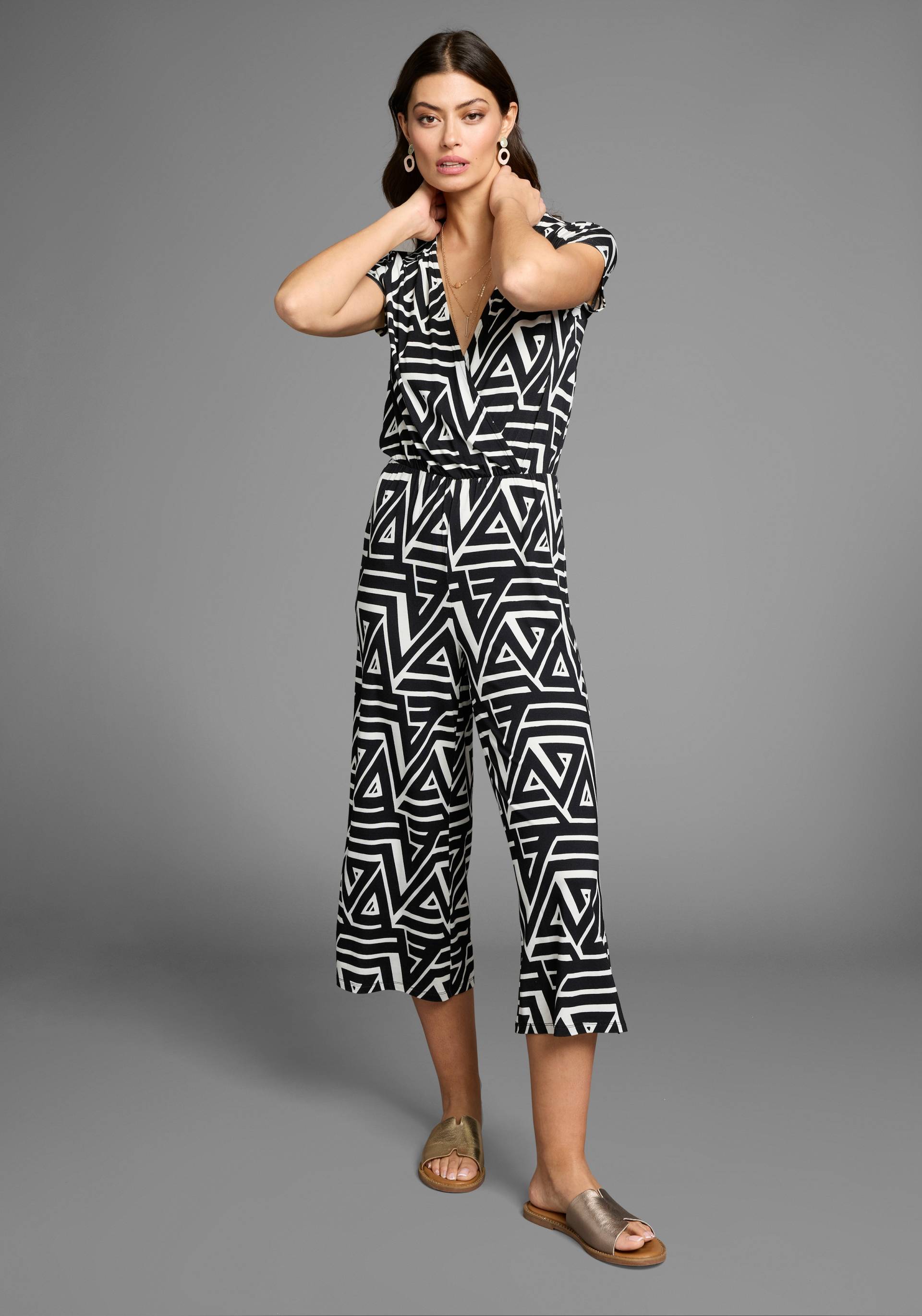 Laura Scott Jumpsuit, mit V-Ausschnitt von Laura Scott