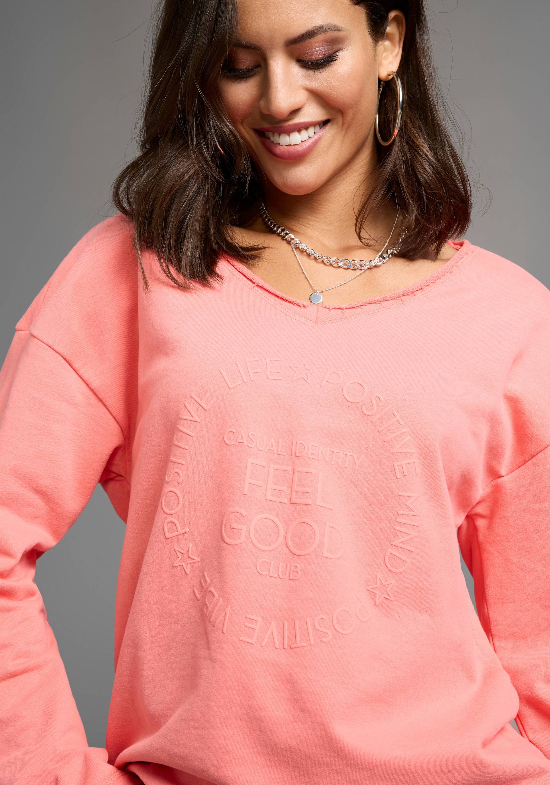 Laura Scott Longsweatshirt, mit Fransenkante - NEUE KOLLEKTION Laura Scott Longsweatshirt, mit Fransenkante - NEUE KOLLEKTION von Laura Scott