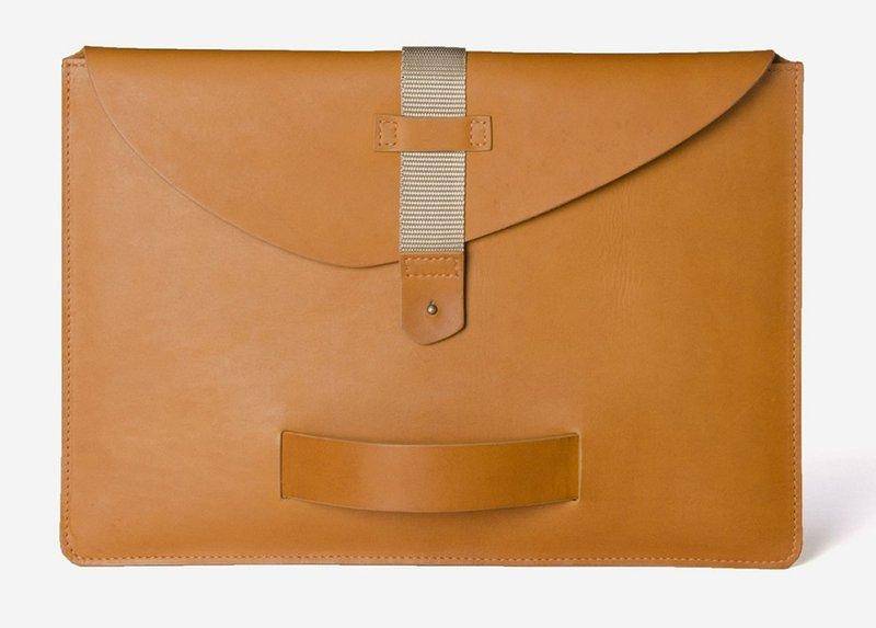 Le Feuillet - La Pochette à main Sangle -, für Damen, Braun, One Size von Le Feuillet