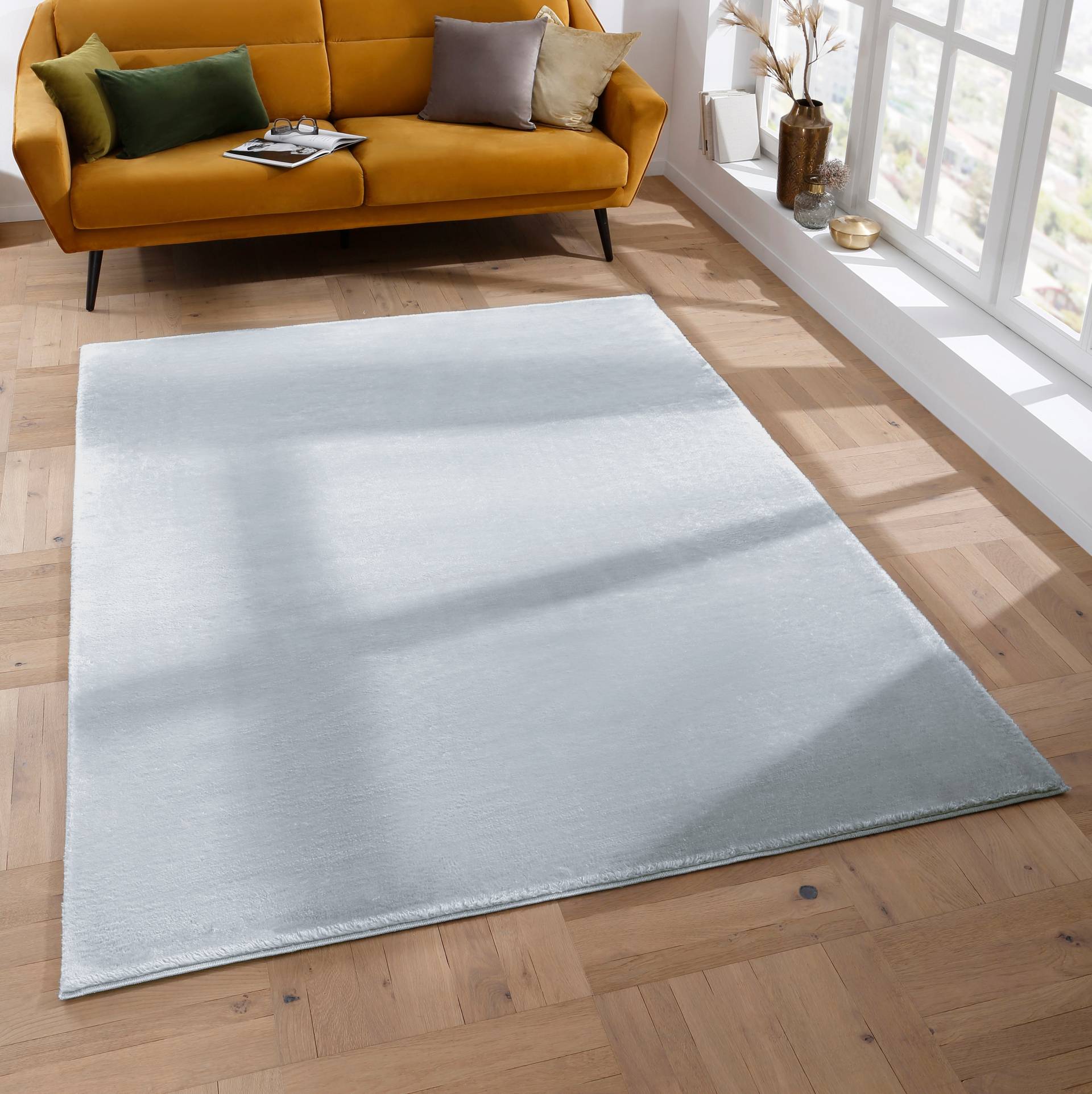 Leonique Hochflor-Teppich »Cashmere, Fell-Optik«, rechteckig, changierend, weiche Teppiche, Wohnzimmer, Schlafzimmer, Kinderzimmer von Leonique