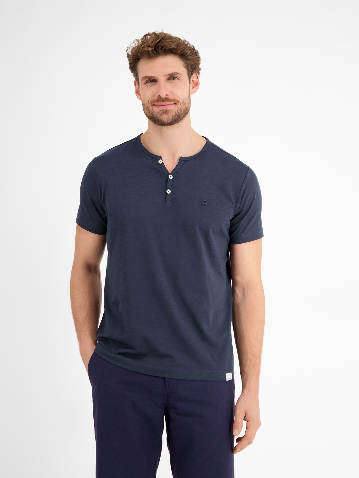 LERROS Henleyshirt »LERROS Serafino-Shirt in unifarbener Strukturware« LERROS Henleyshirt »LERROS Serafino-Shirt in unifarbener Strukturware« von Lerros