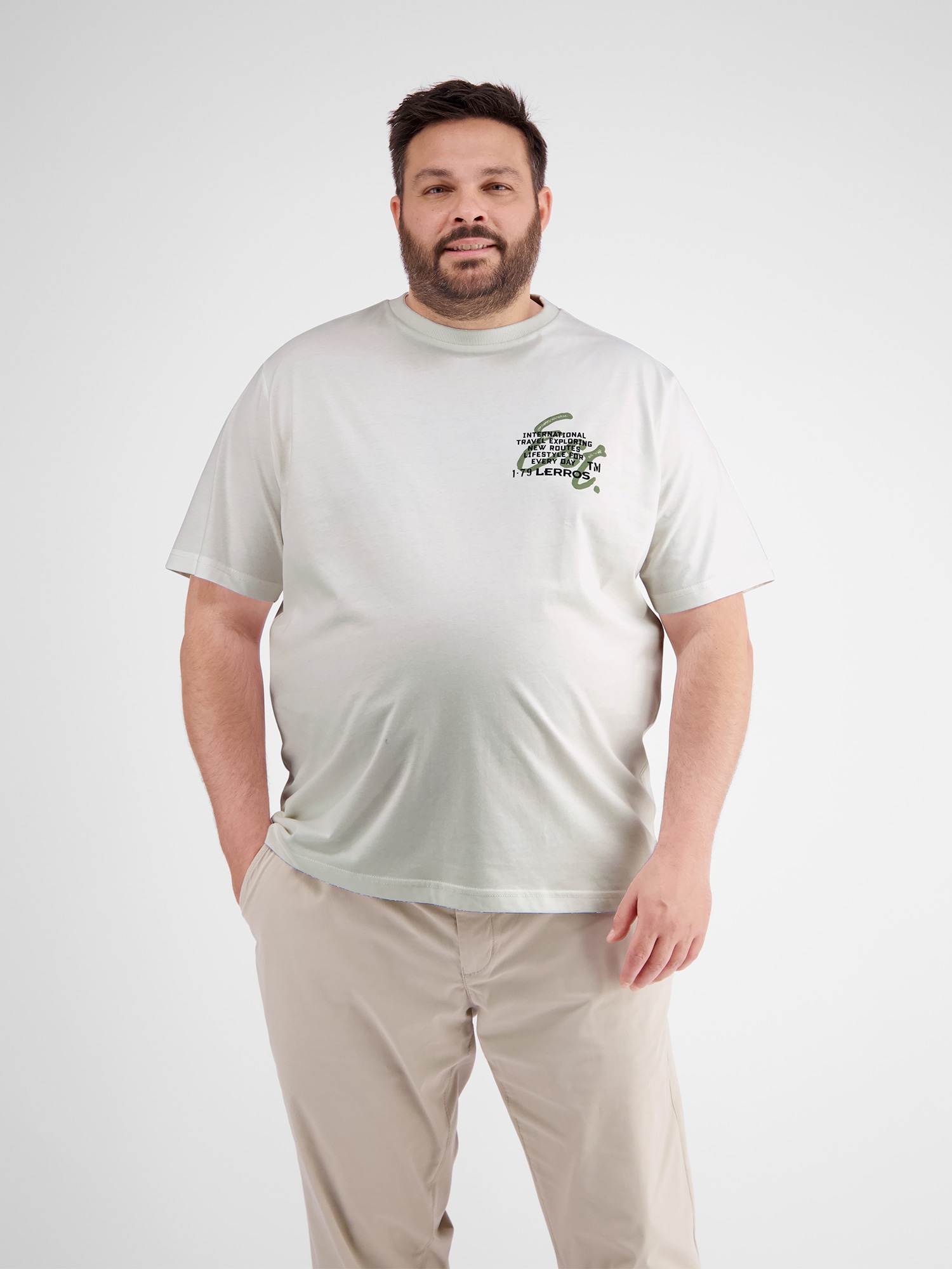 LERROS T-Shirt »LERROS T-Shirt mit Brustprint in Grossen Grössen« LERROS T-Shirt »LERROS T-Shirt mit Brustprint in Grossen Grössen« von Lerros