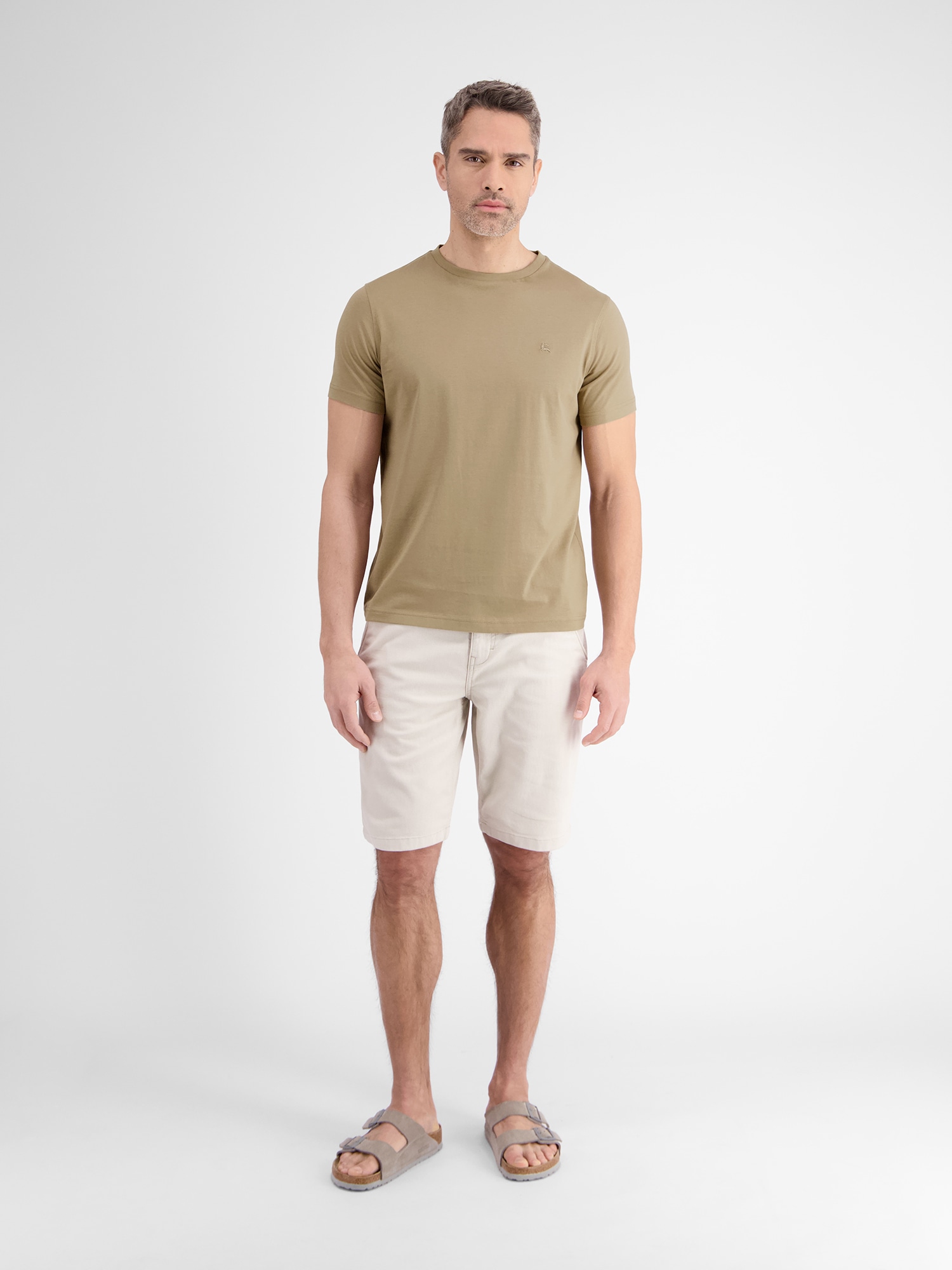 LERROS T-Shirt »LERROS Unifarbenes Basic T-Shirt mit Logostitch« von Lerros